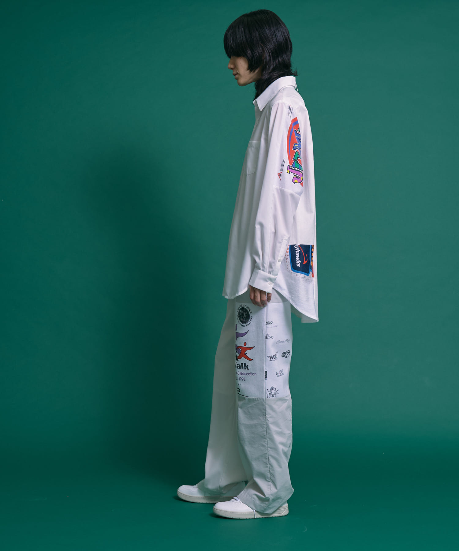 WHITE2
