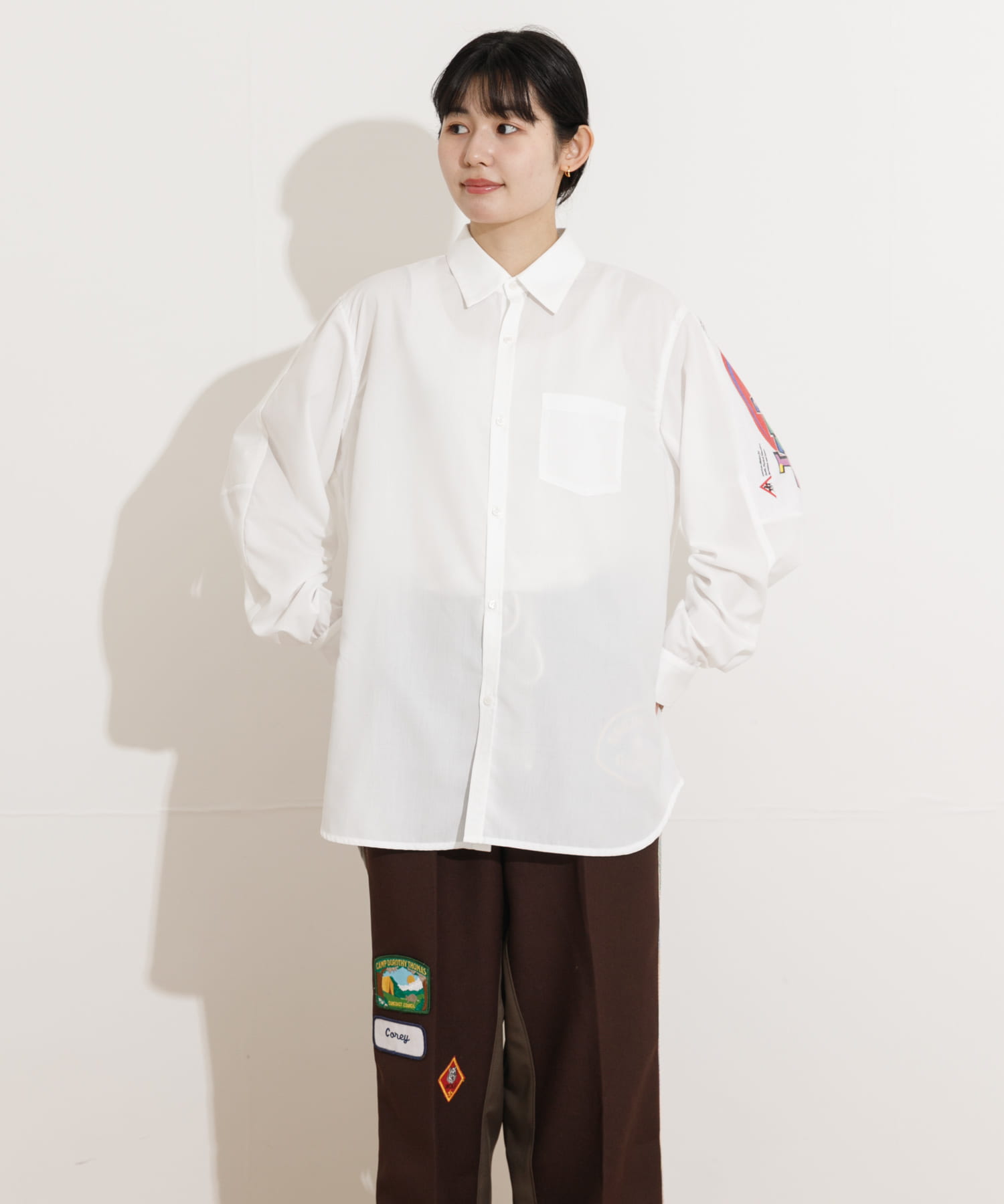 WHITE2