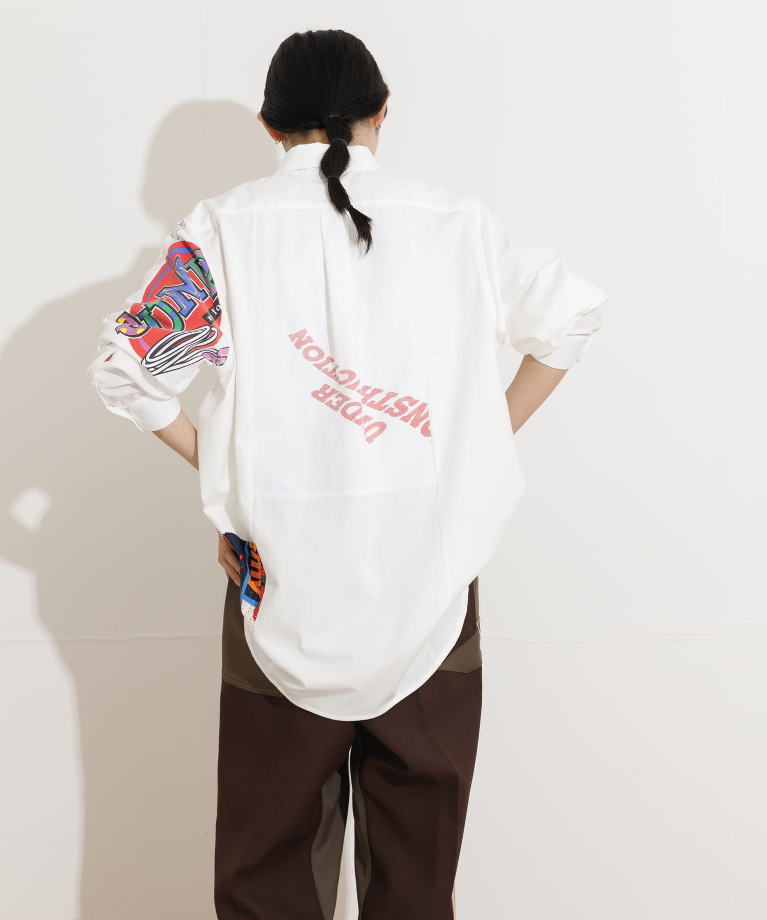 WHITE2