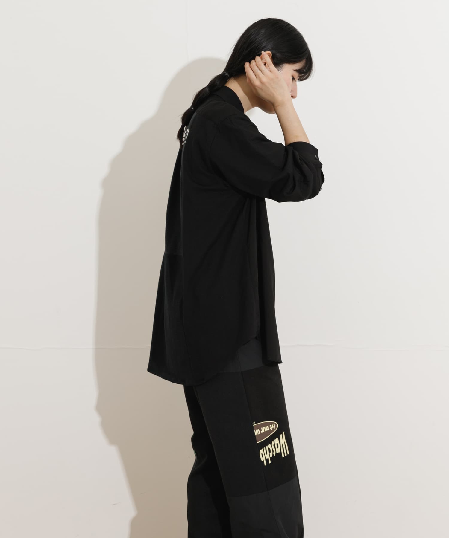 BLACK1