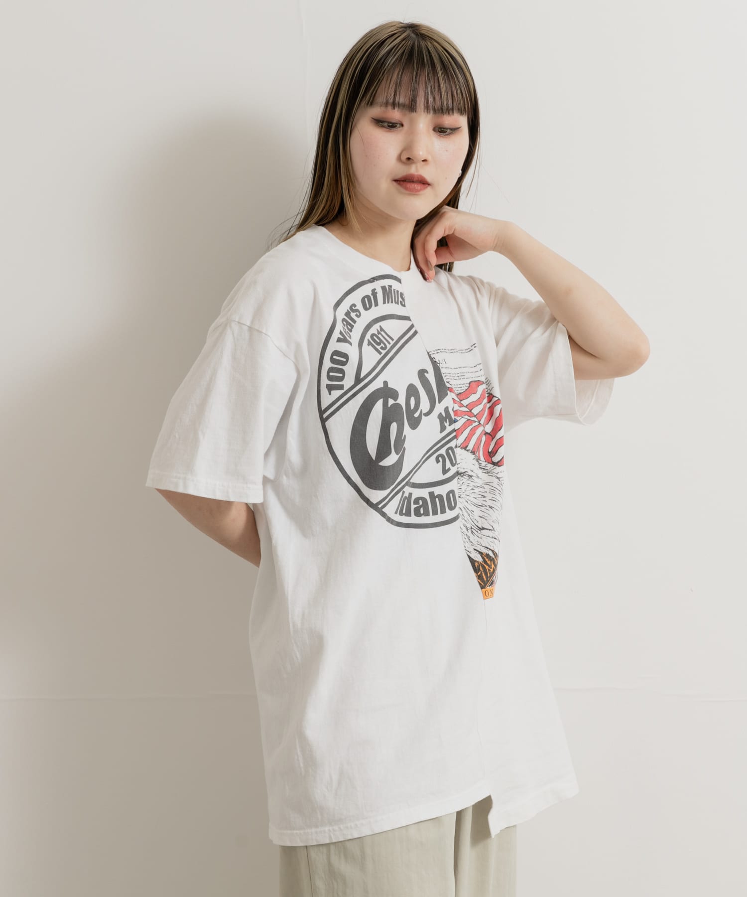 White2