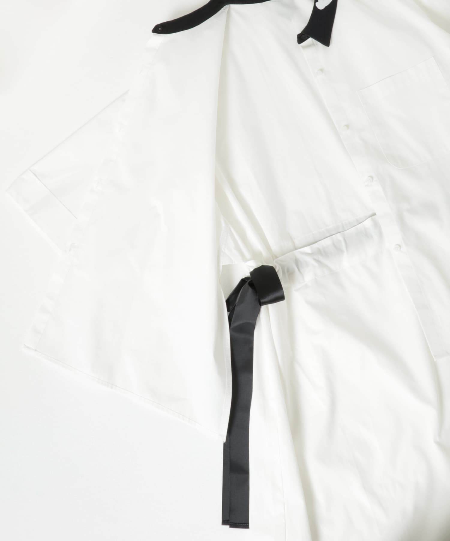 WHITE2