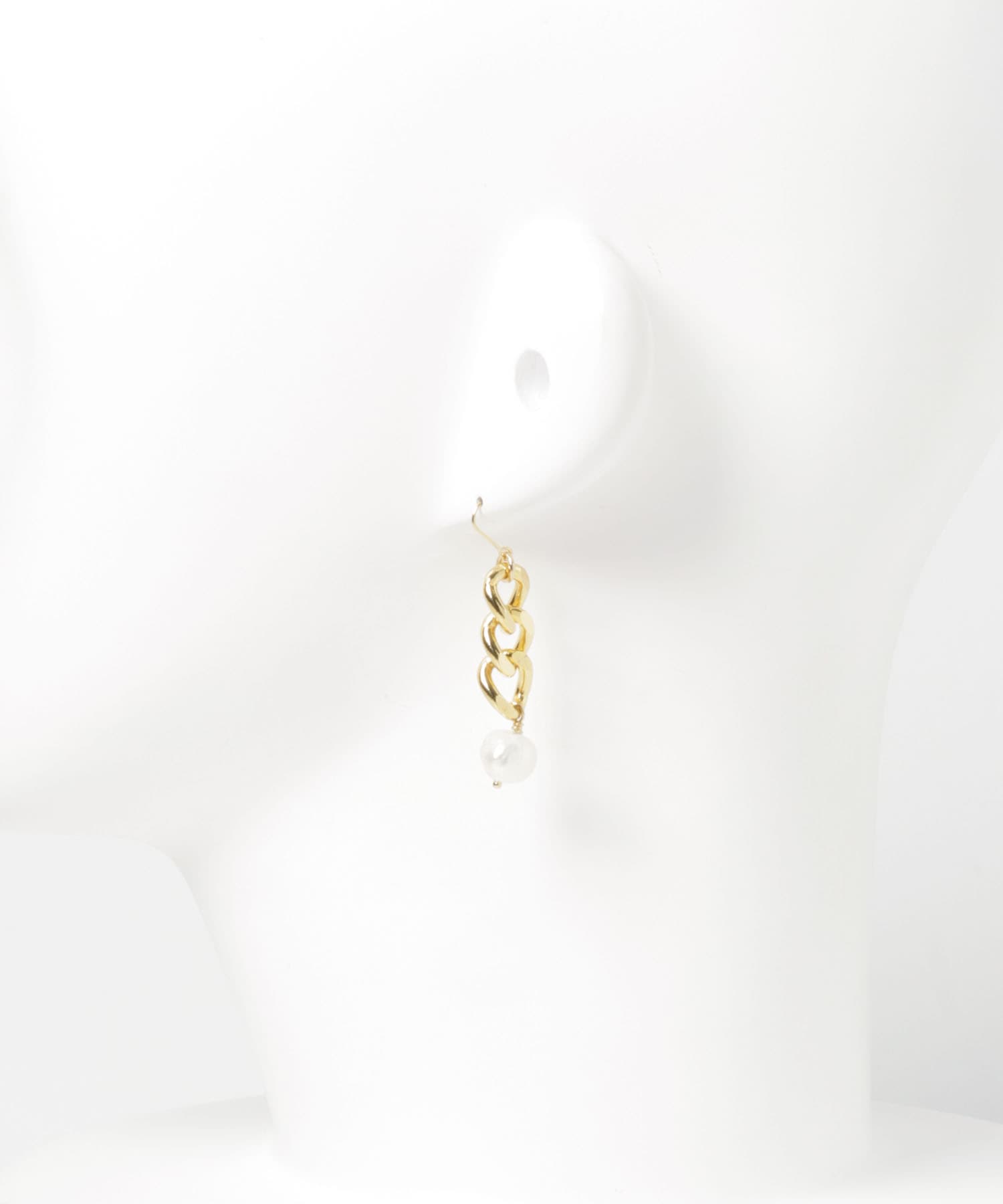 STACEY　チェーン淡水バロックパールピアス GOLD FREE