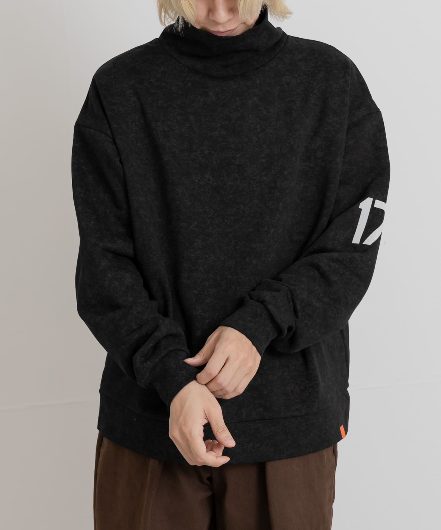 TONY LA turtle neck fleece SWEAT(M BLK): トップス｜URBAN RESEARCH