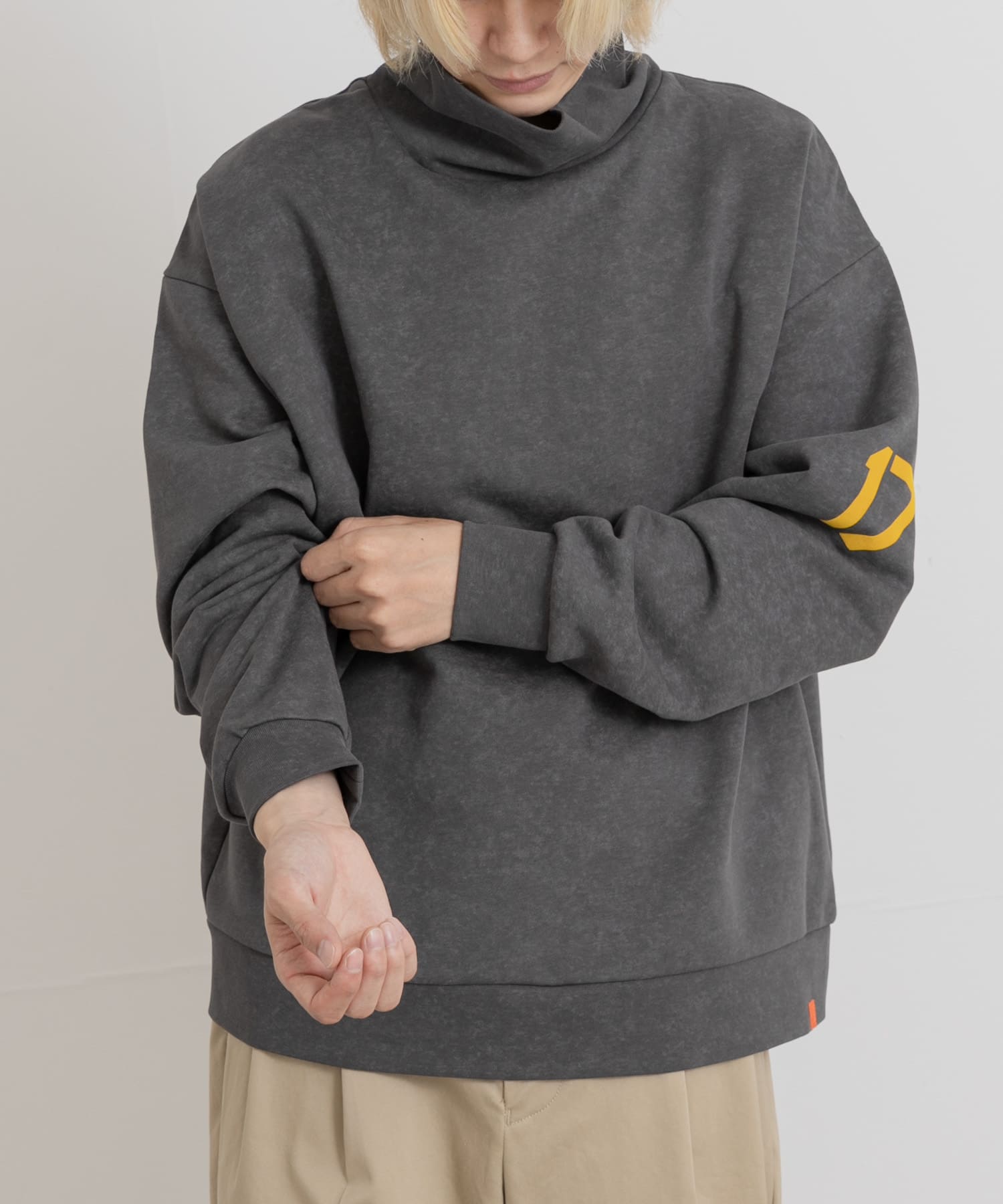 TONY LA turtle neck fleece SWEAT(M BLK): トップス｜URBAN RESEARCH