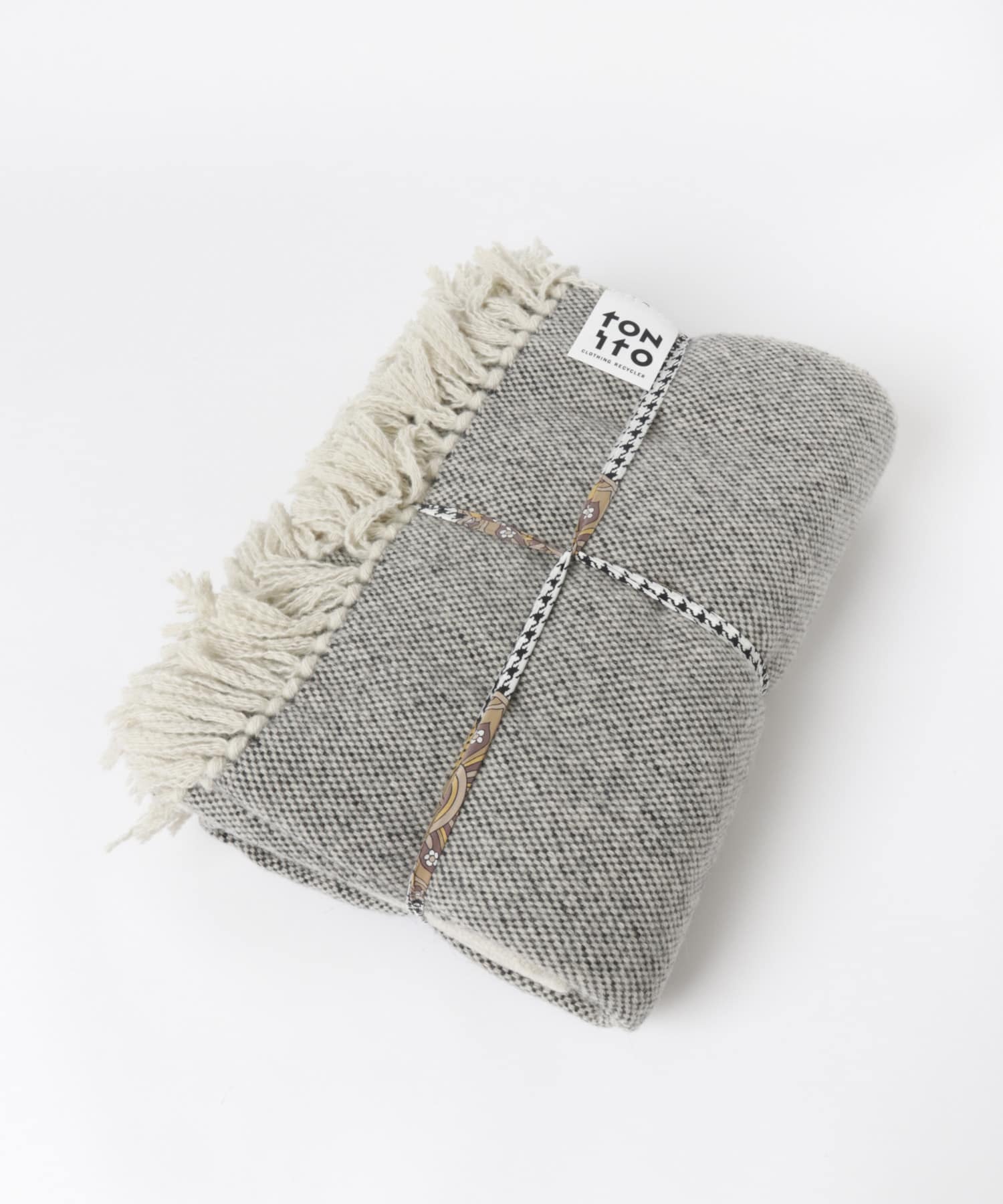 TONITO　145×200 BLANKET RUG 01GR×NT FREE