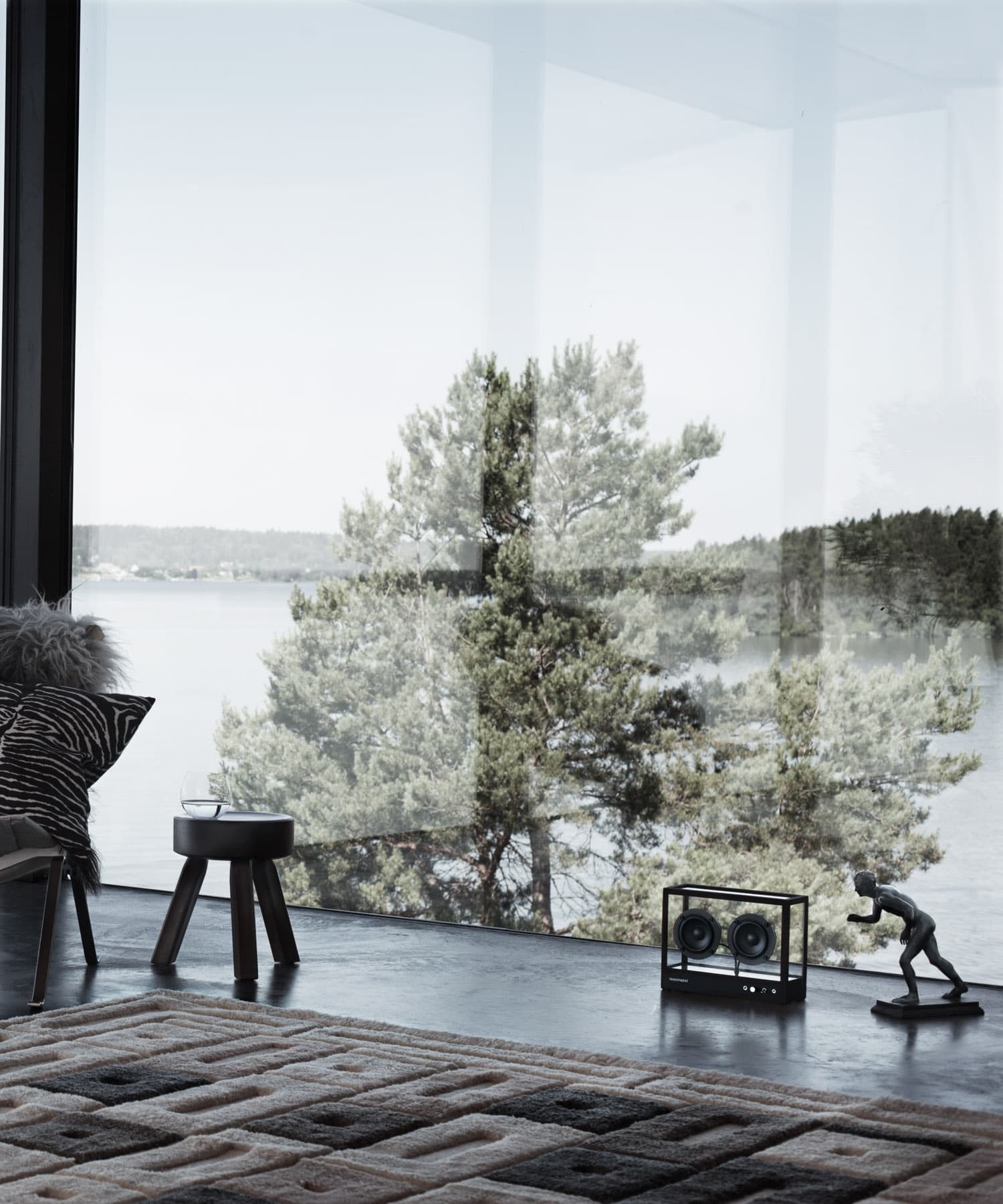 TRANSPARENT SOUND　SMALL TRANSPARENT SPEAKER BLACK FREE