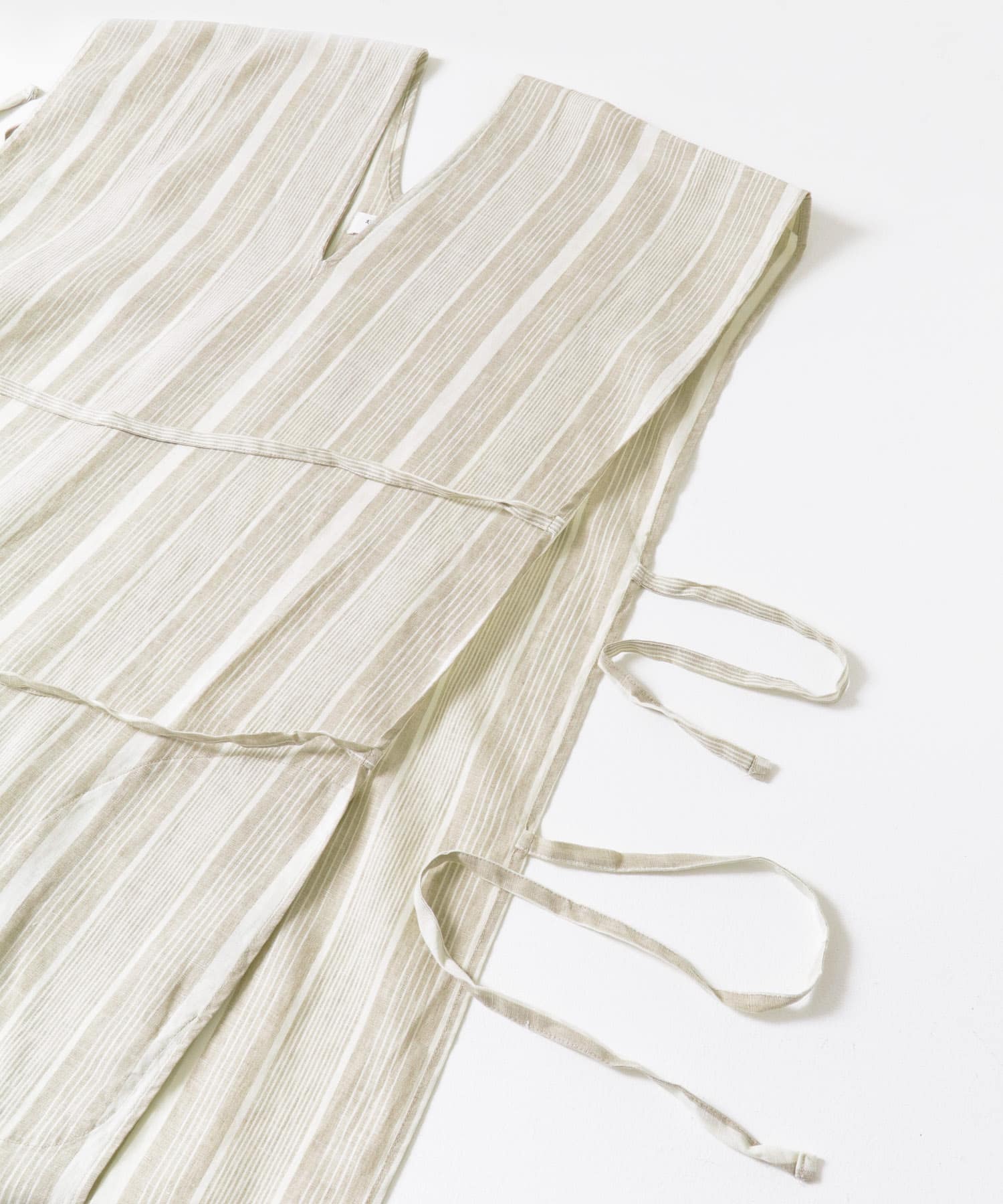 kortrijk linen　Kaftan Apron natural FREE