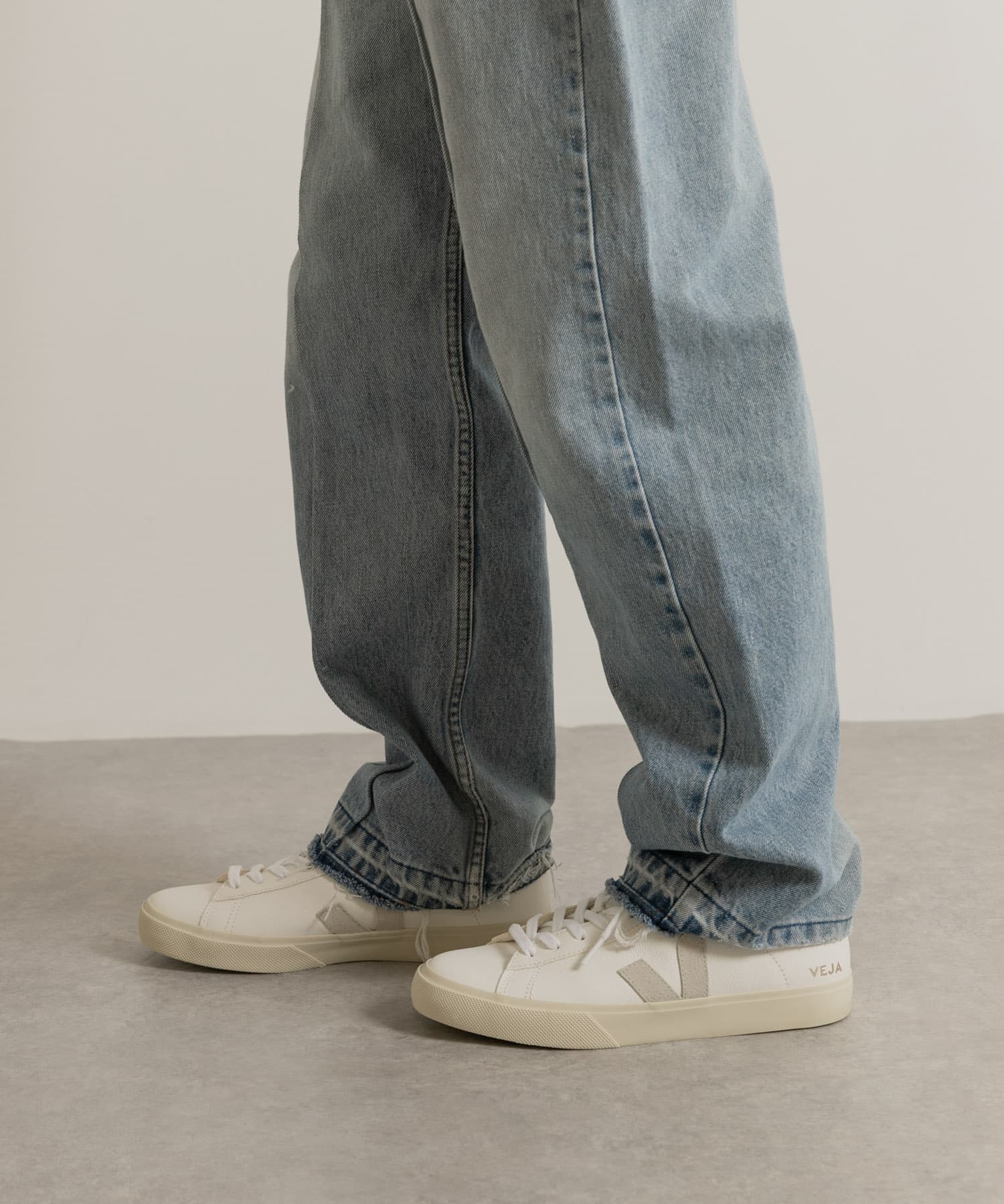 veja　CAMPO WHITE NATURAL WHITE 37