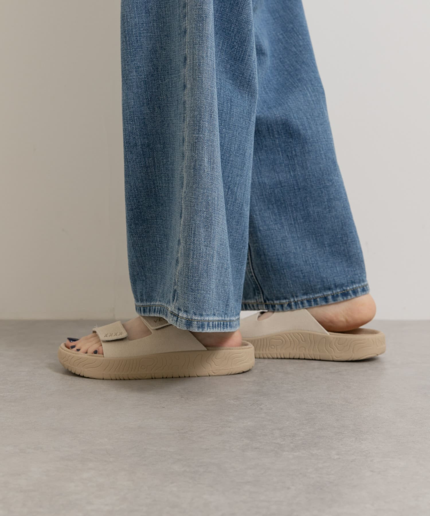 veja　ETNA-PIERRE ALMOND PIERRE 37