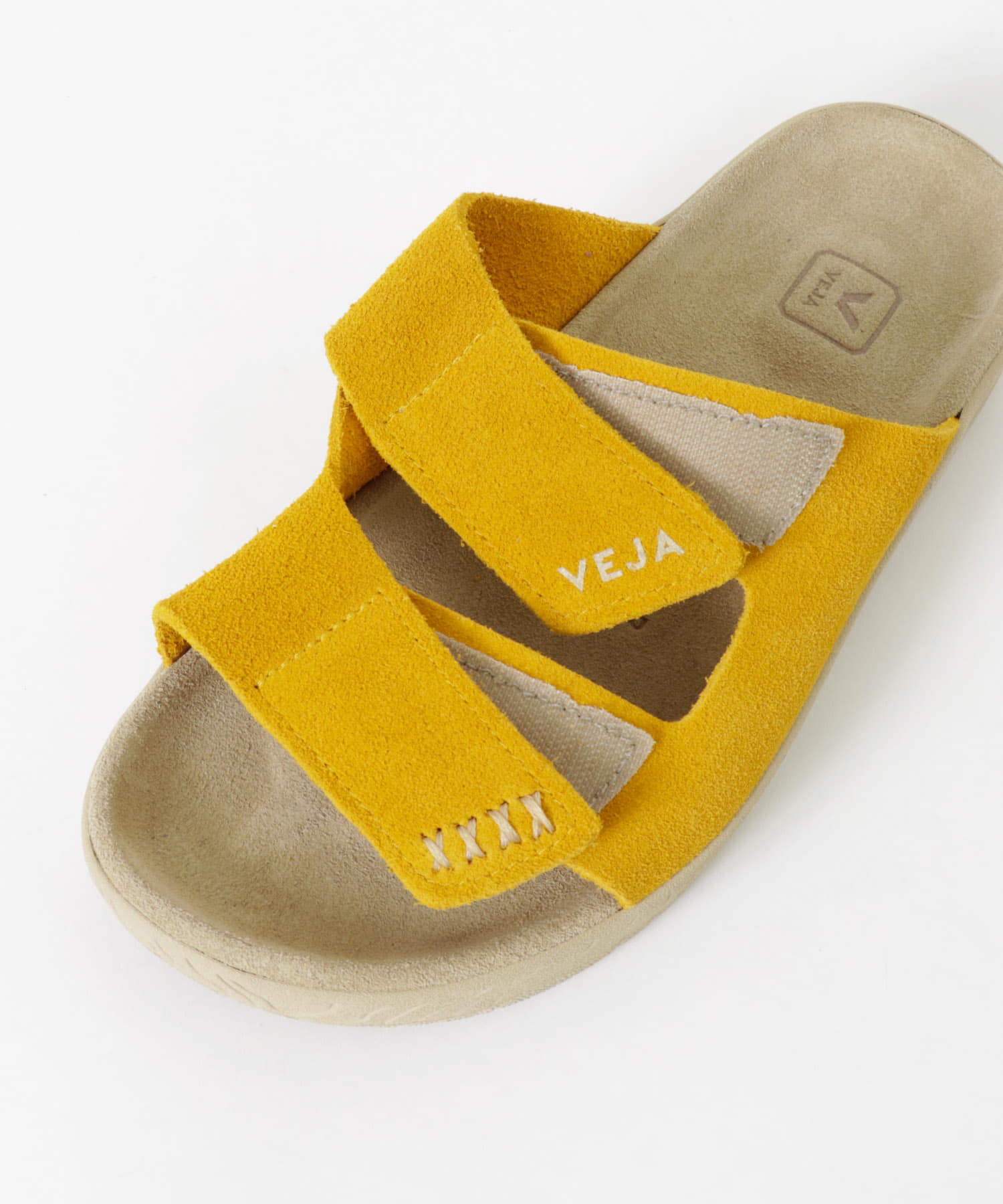 veja　ETNA-SAFRAN ALMOND SAFRAN 37