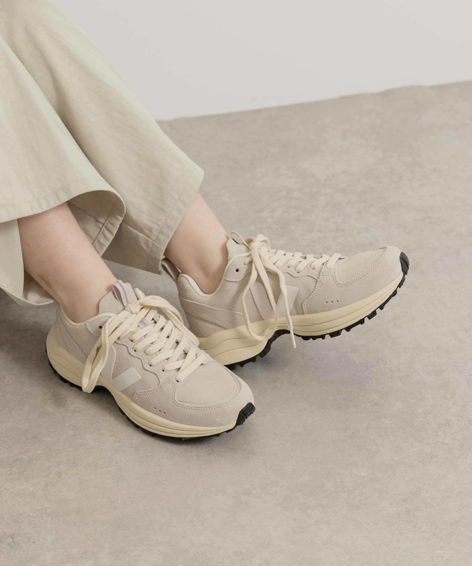 veja　VENTURI NATURAL WHITE