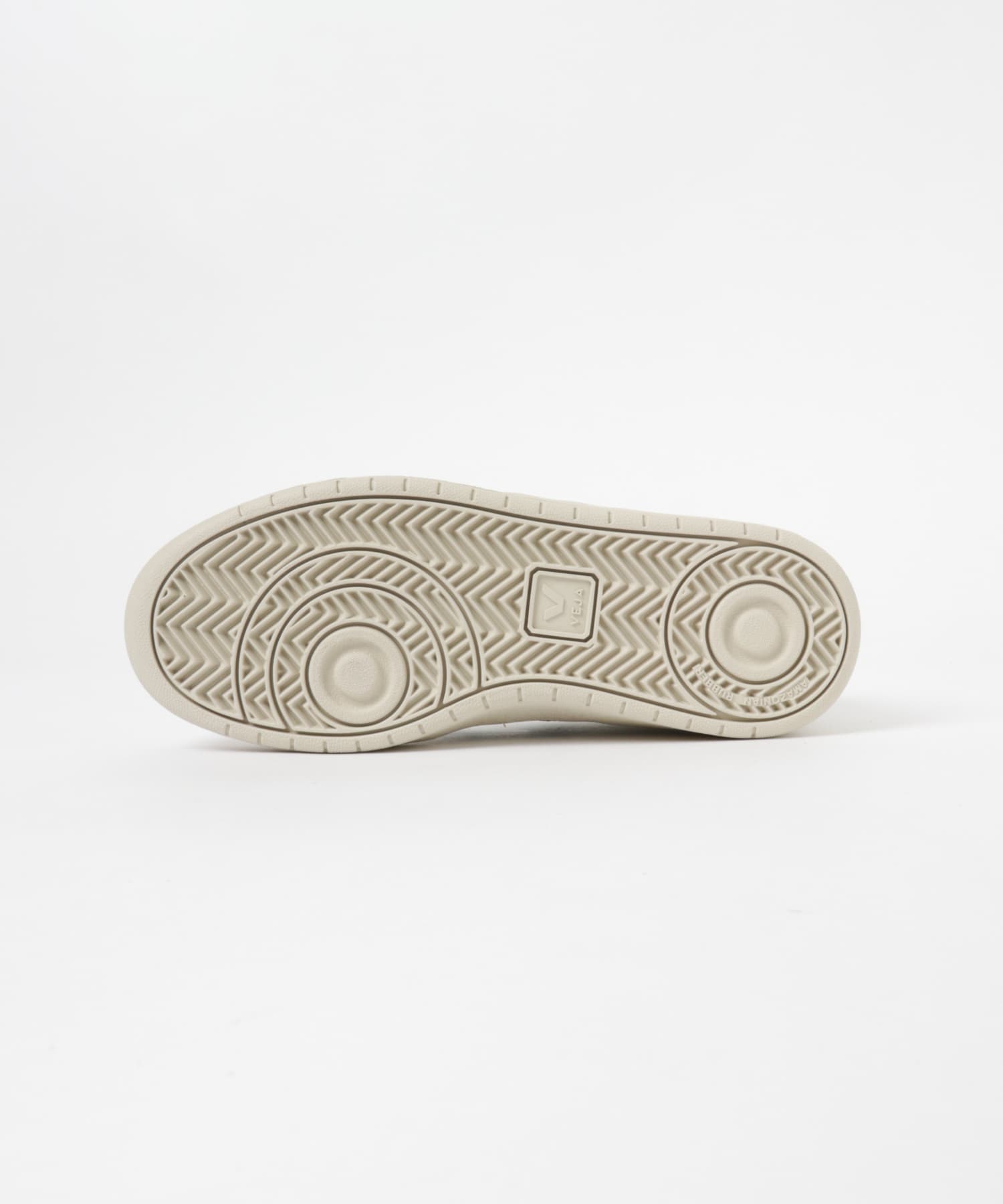 veja　V90-WHITE CYPRUS CYPRUS 37