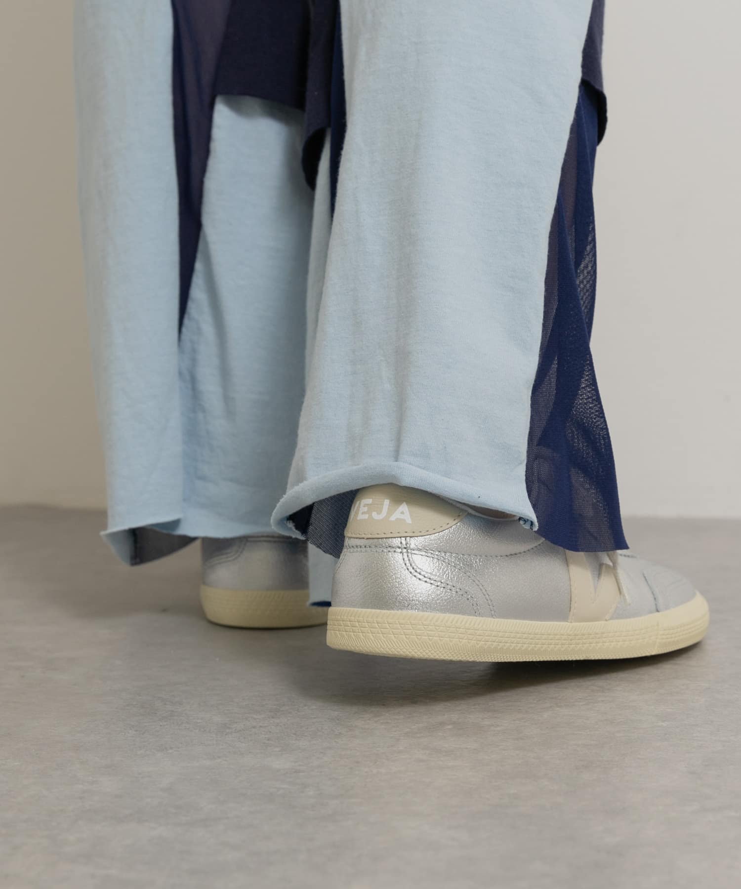 veja　VOLLEY-SILVER PIERRE-W SILVER 37