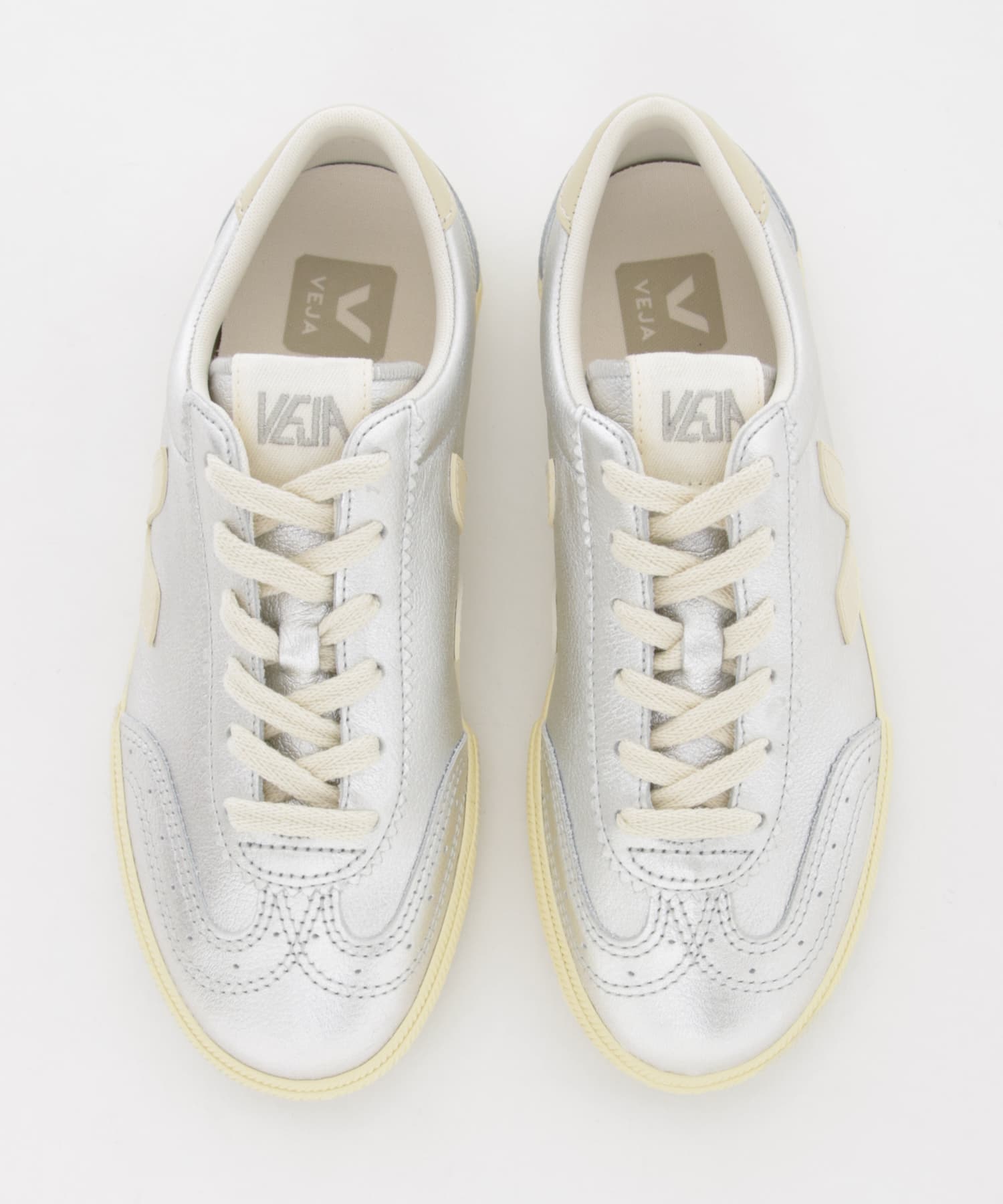 veja　VOLLEY-SILVER PIERRE-W SILVER 37