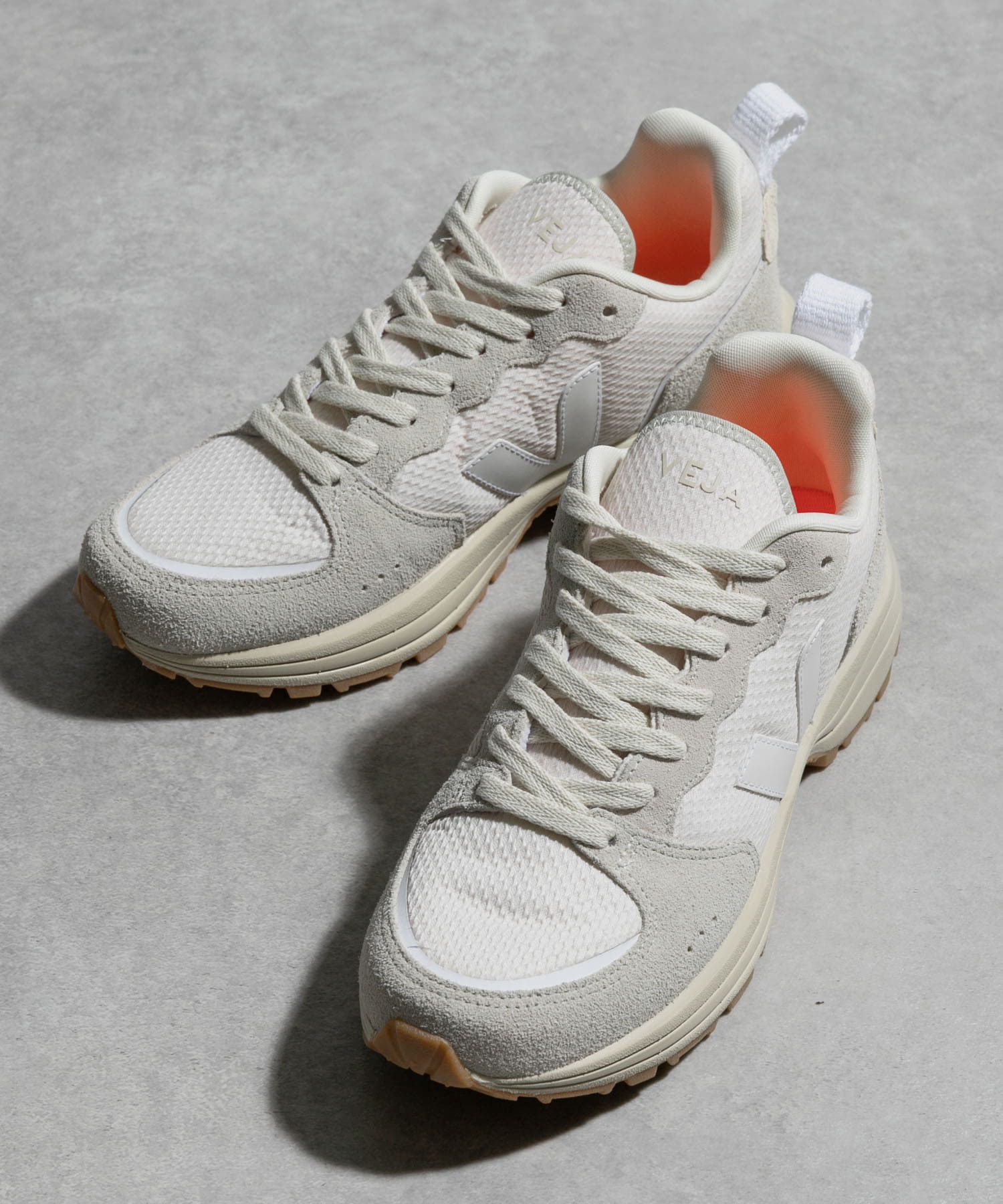 veja　VENTURI II-GRAVEL WHITE GREY 37