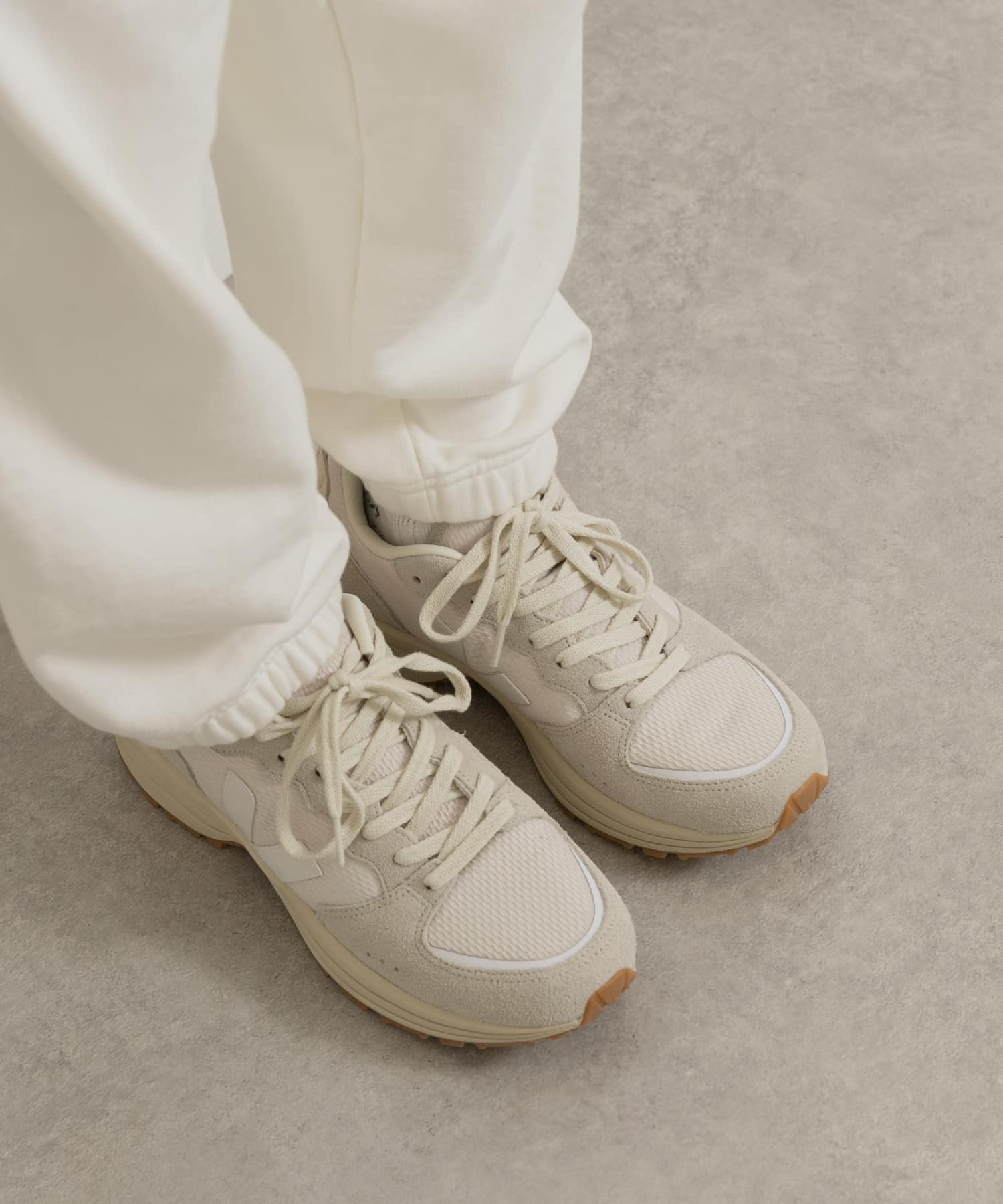 veja　VENTURI II-GRAVEL WHITE GREY 37