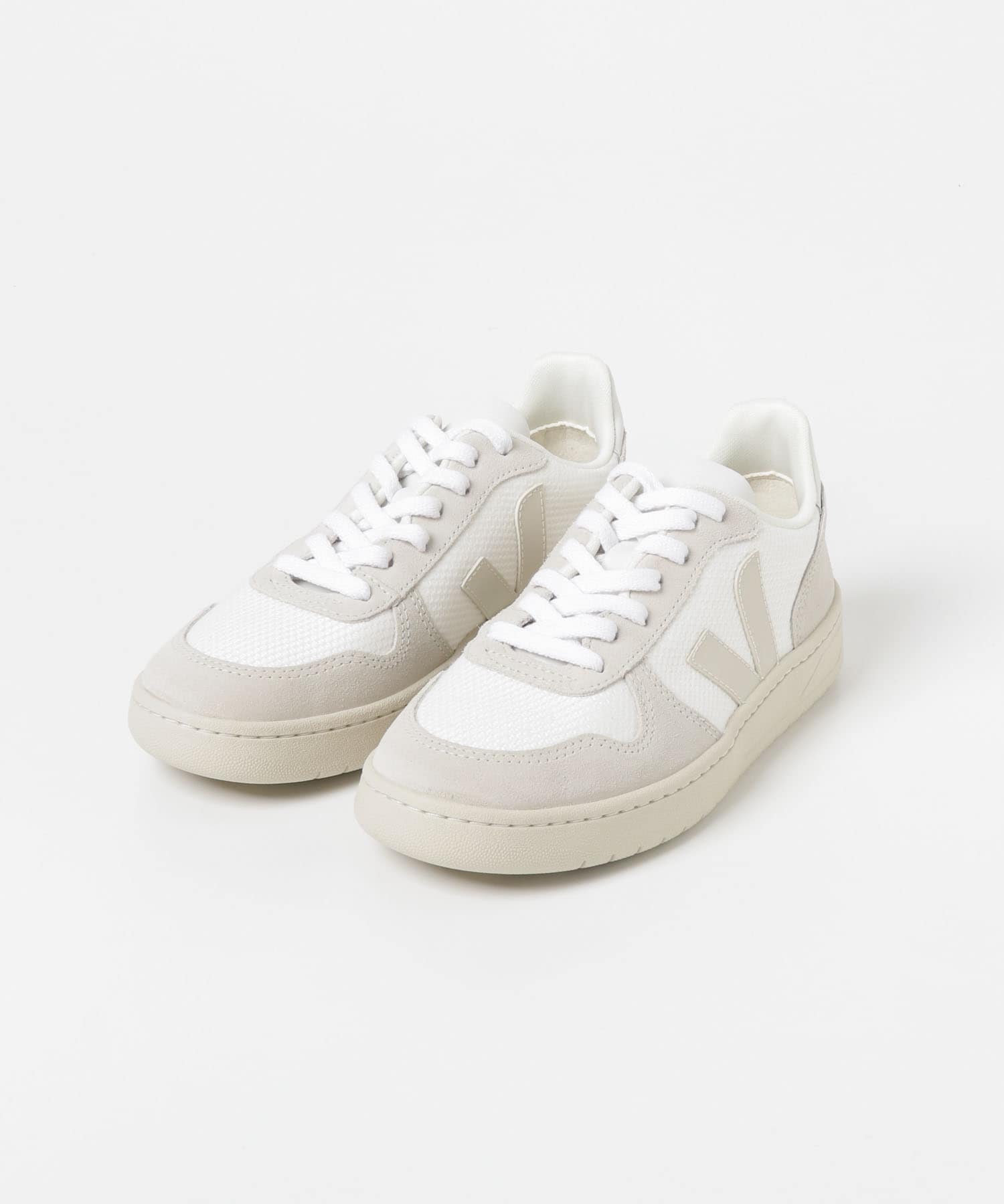veja　V10 MESH-23 NATURAL 36