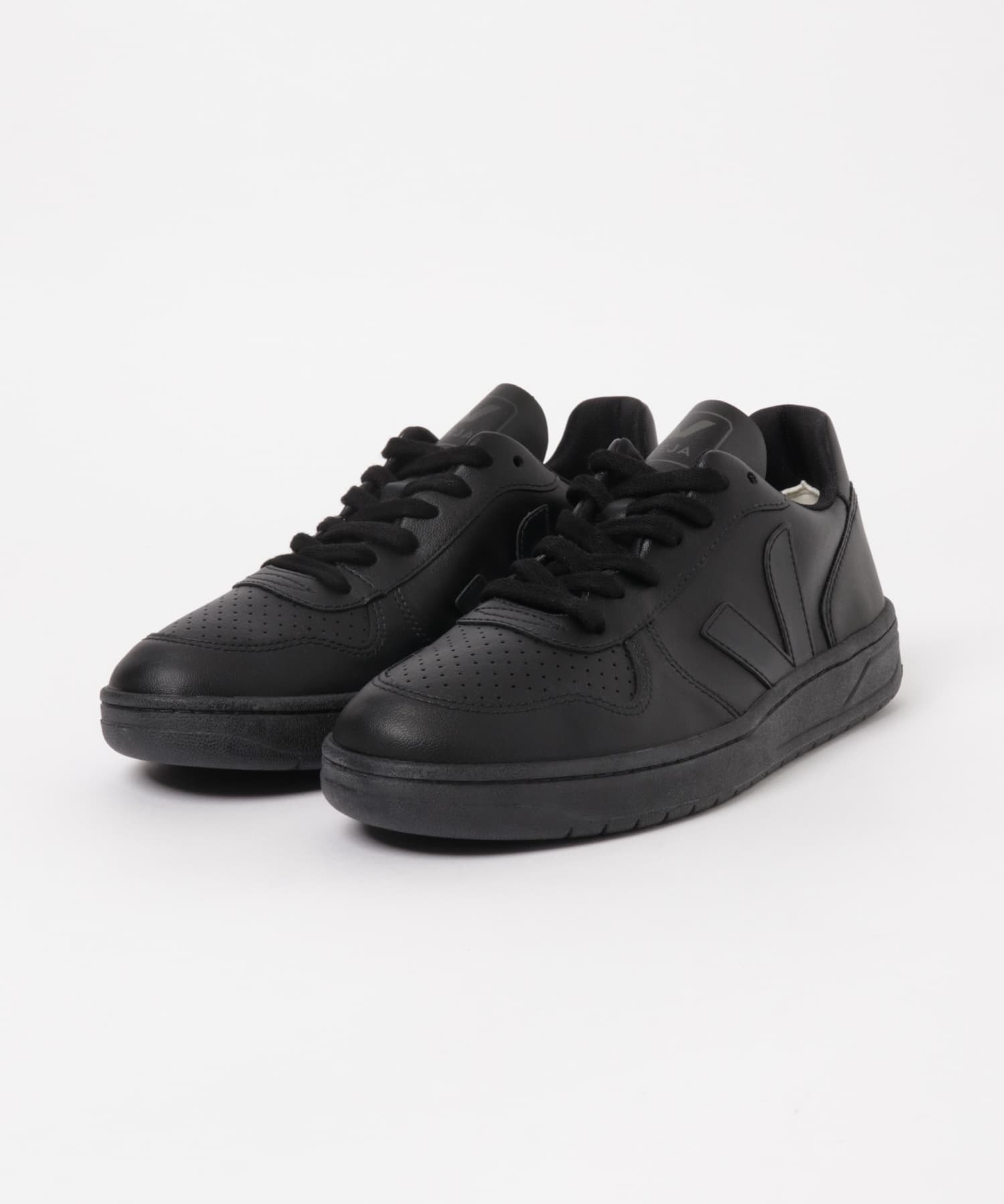 veja　V-10 BLACK SOLE BLACK 37