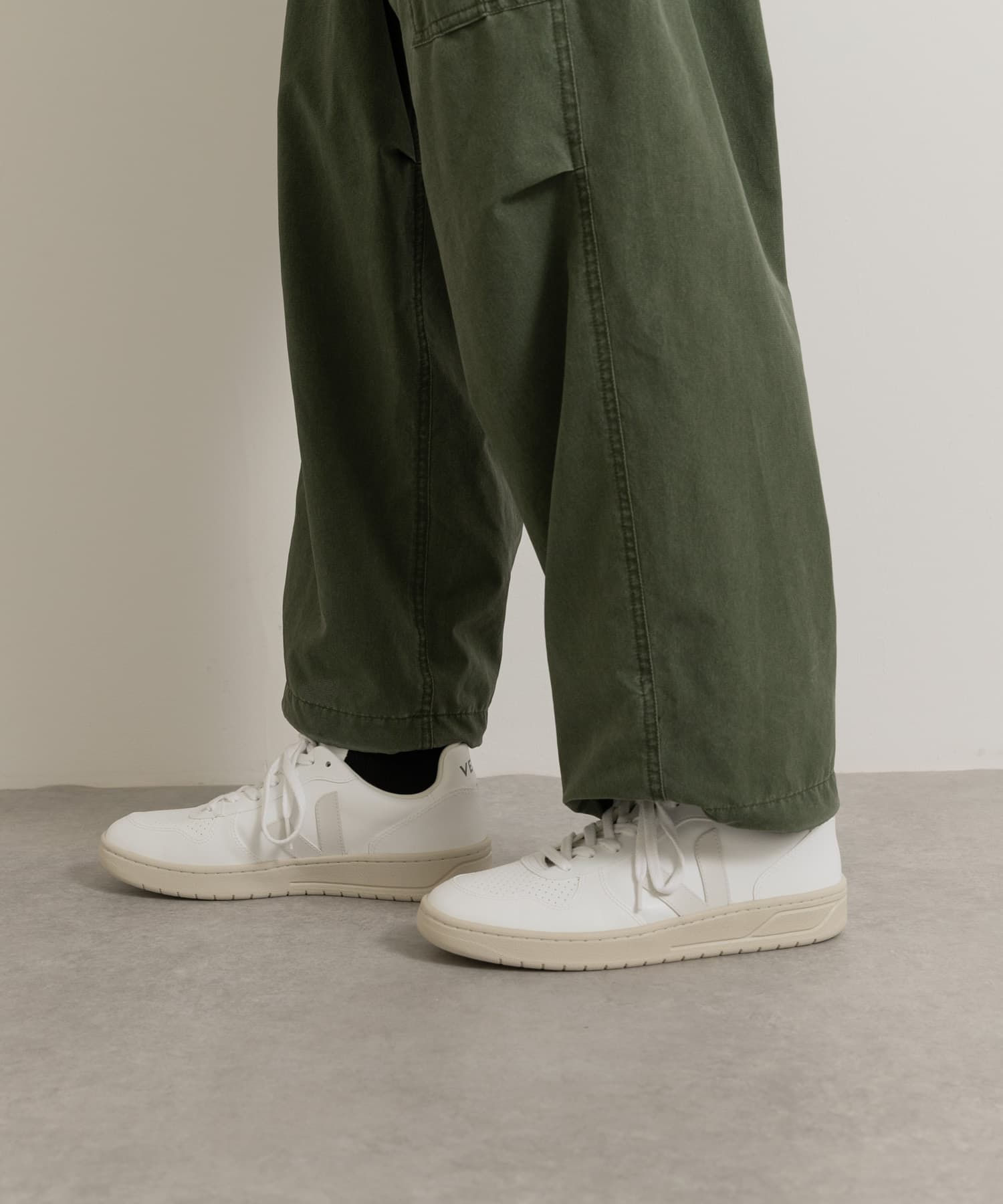 veja　V-10 FULL WHITE WHITE 37