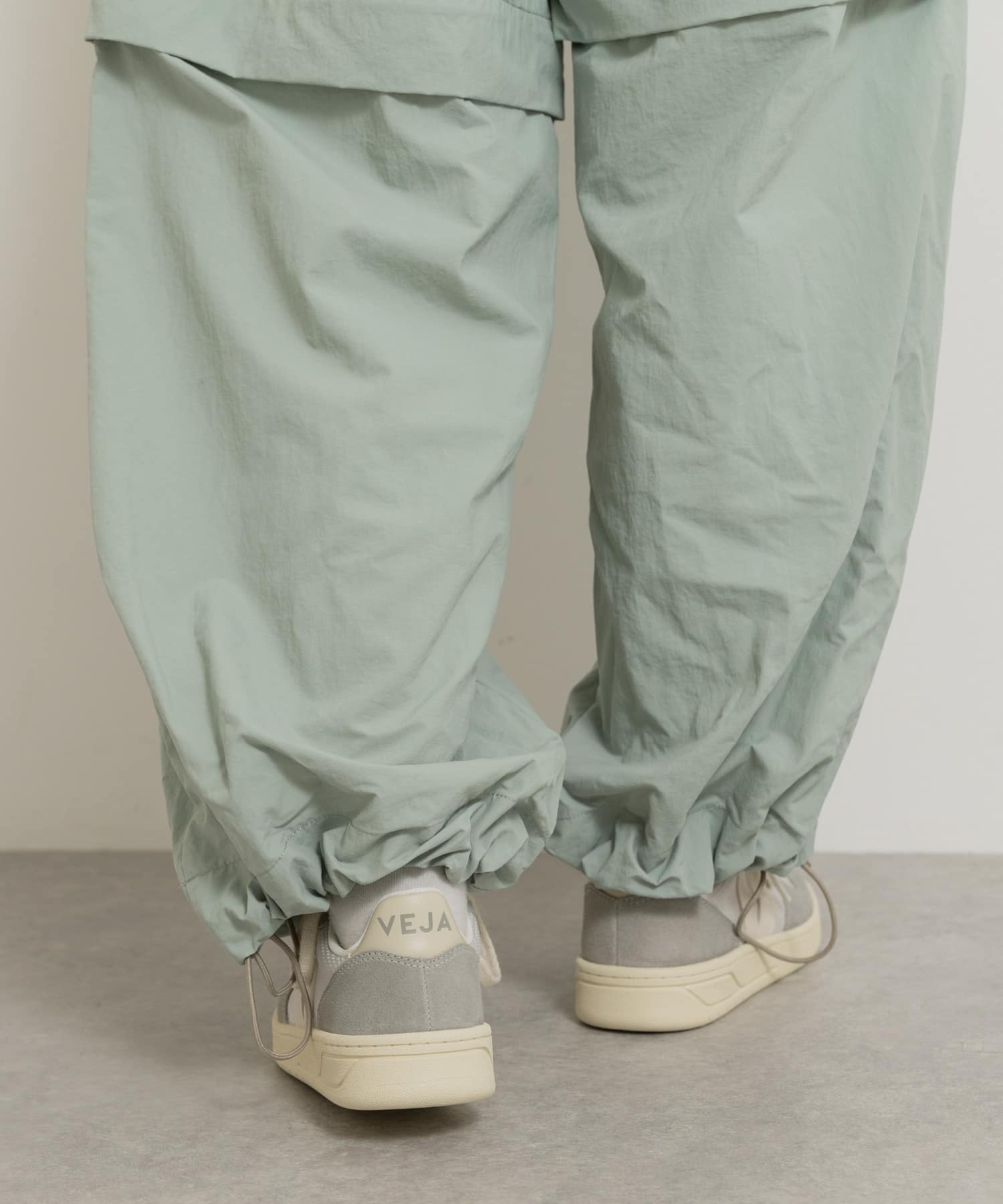 veja　V10-GREY PIERRE GREY 37