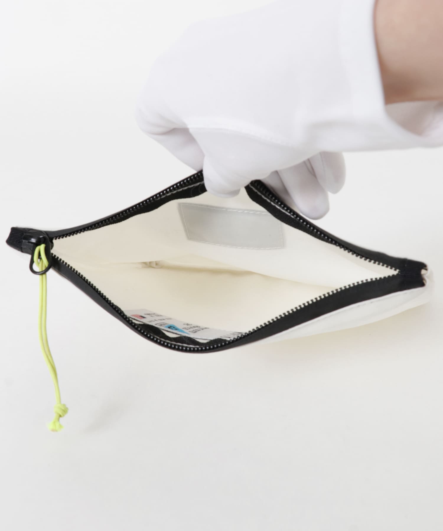 Western Hydrodynamic Research　SAIL POUCH WHITE one