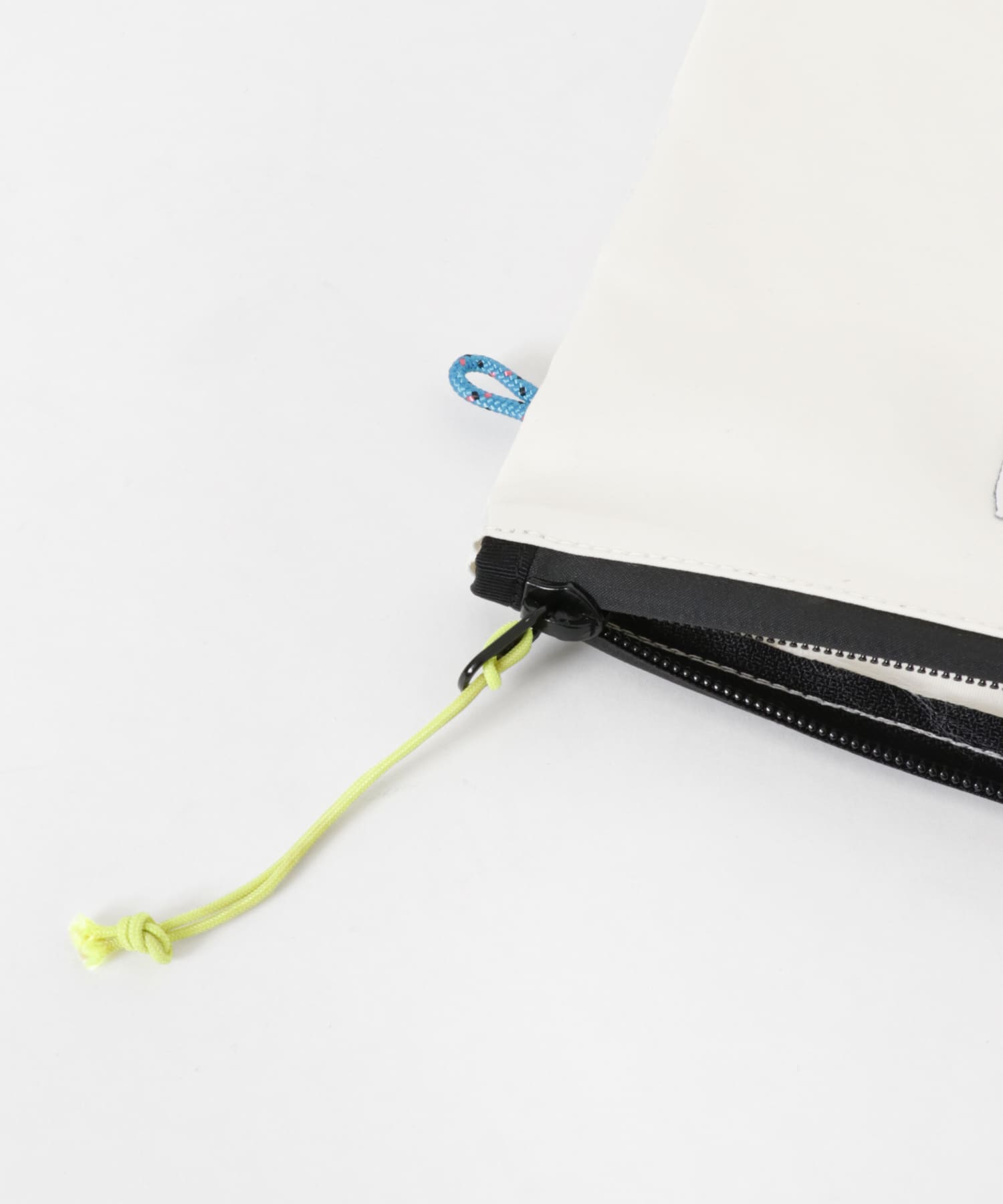 Western Hydrodynamic Research　SAIL POUCH WHITE one