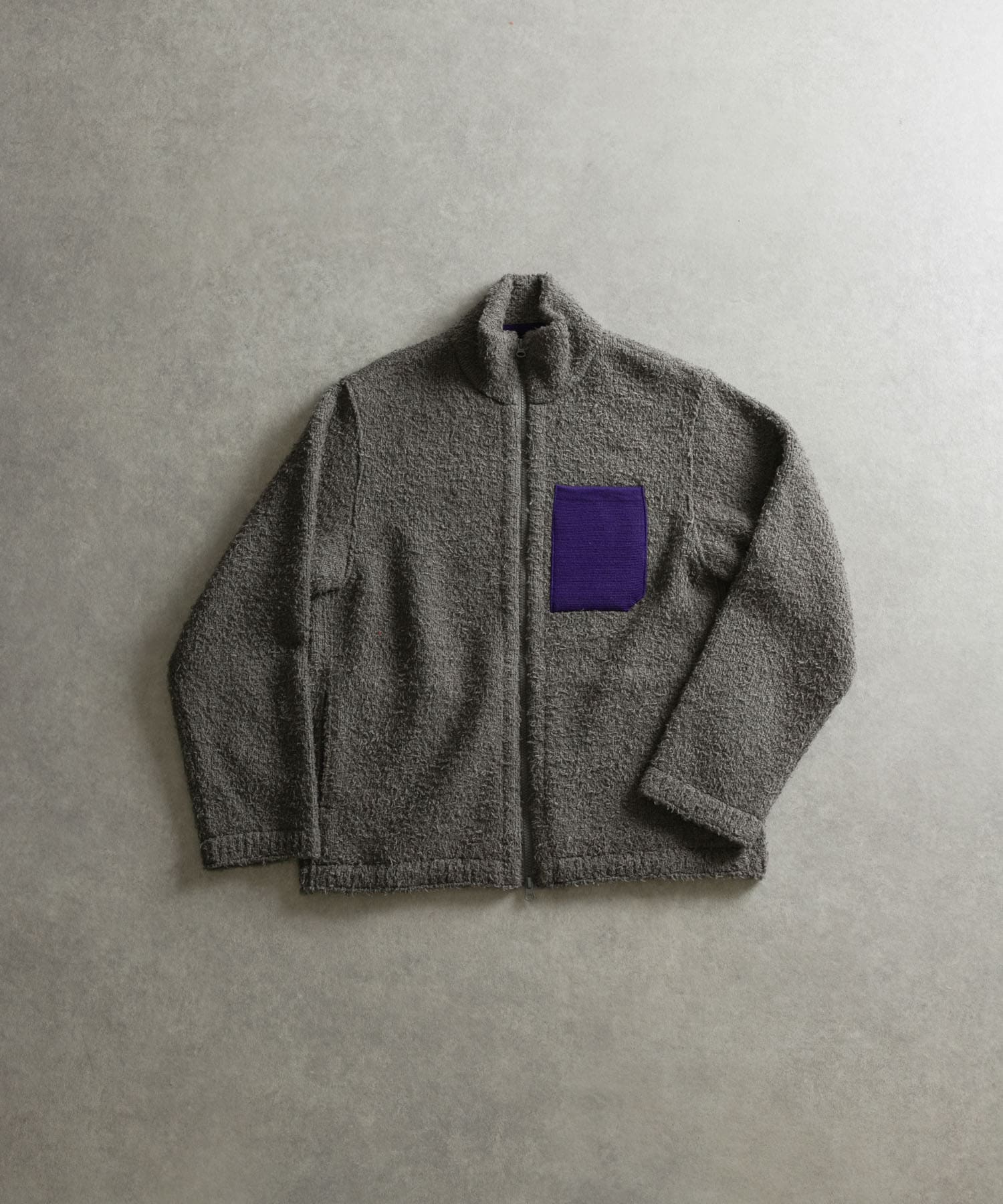 12GRAY
