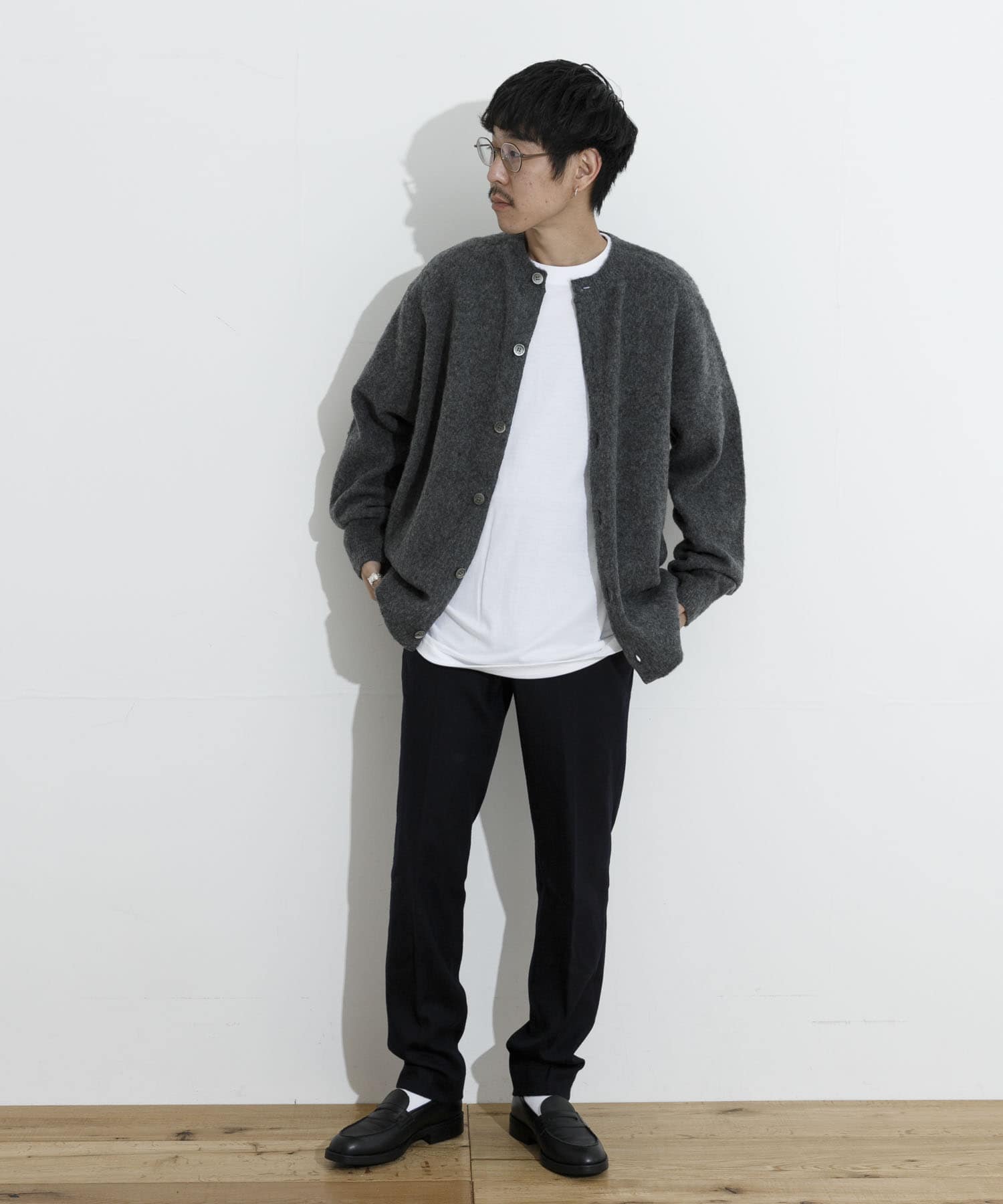 12GRAY