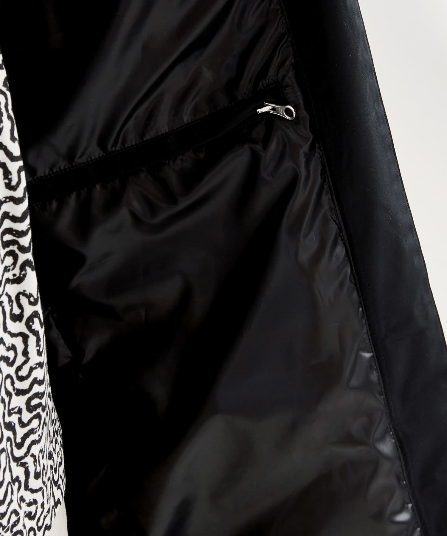 AIGLE　透湿防水 ロングフーデッドジャケット NOIR 36