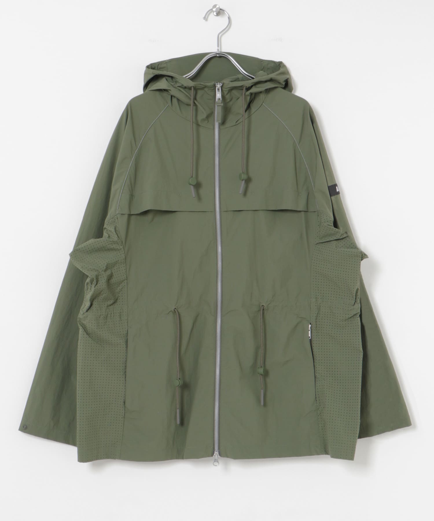 AIGLE　撥水 UVカット ライトウェイトフーデッドジャケット BEETLE M