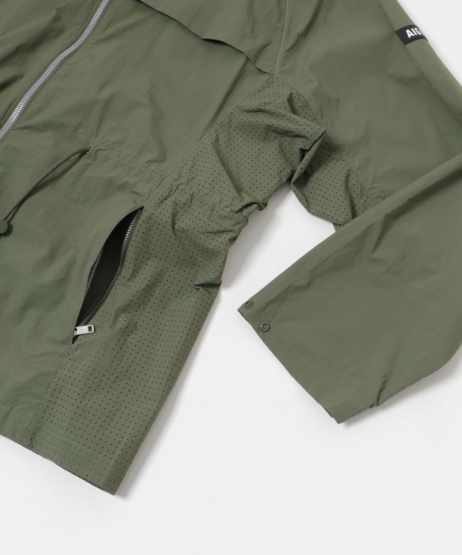 AIGLE　撥水 UVカット ライトウェイトフーデッドジャケット BEETLE M