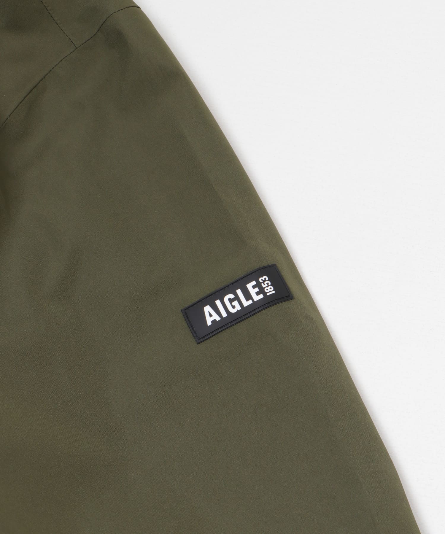 AIGLE　ゴアテックス フーデッドジャケット AVOCAT M