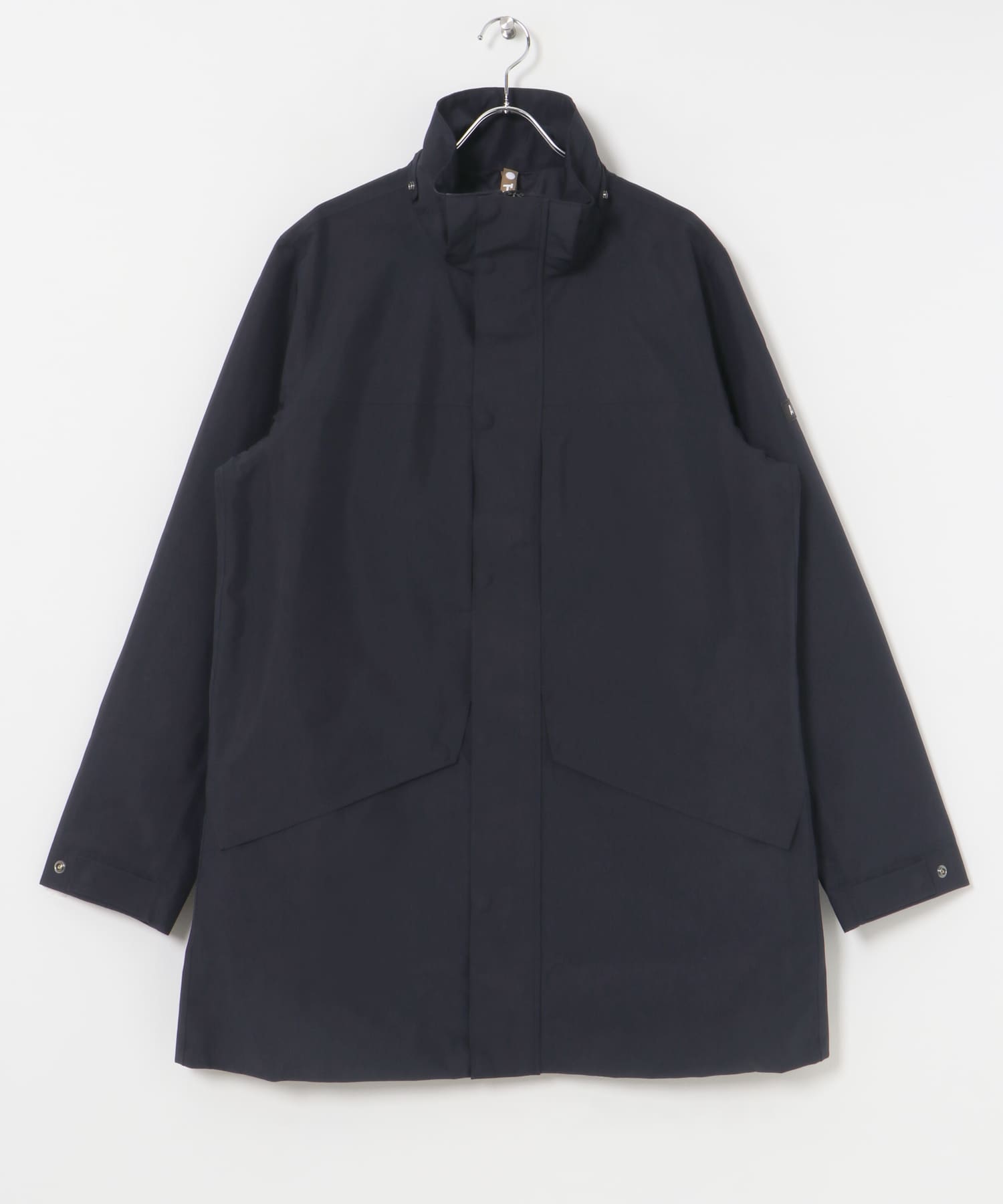 AIGLE　ゴアテックス フーデッドジャケット NOIR M