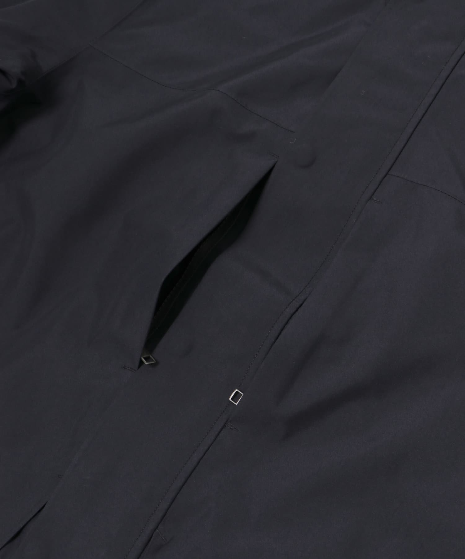 AIGLE　ゴアテックス フーデッドジャケット NOIR M