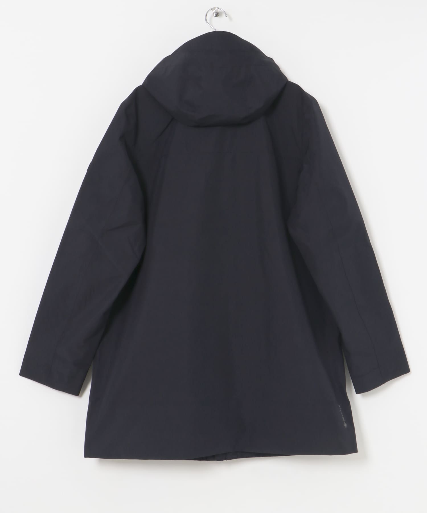 AIGLE　ゴアテックス フーデッドジャケット NOIR L