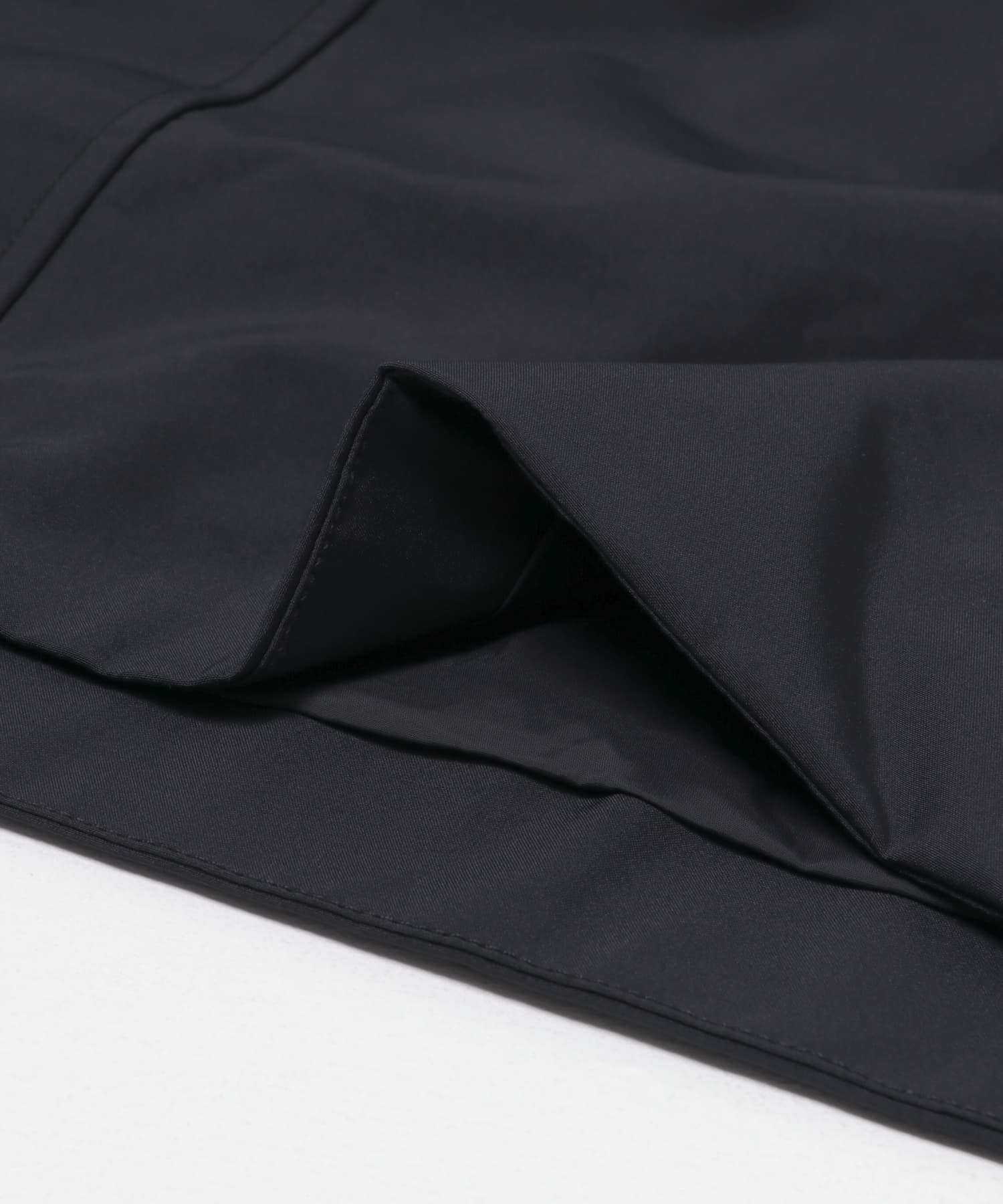 AIGLE　ゴアテックス フーデッドジャケット NOIR L