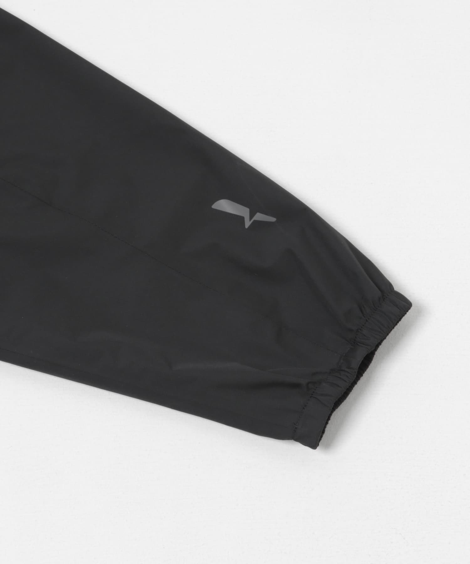 AIGLE　透湿防水 レインパック フーデッドジャケット NOIR S