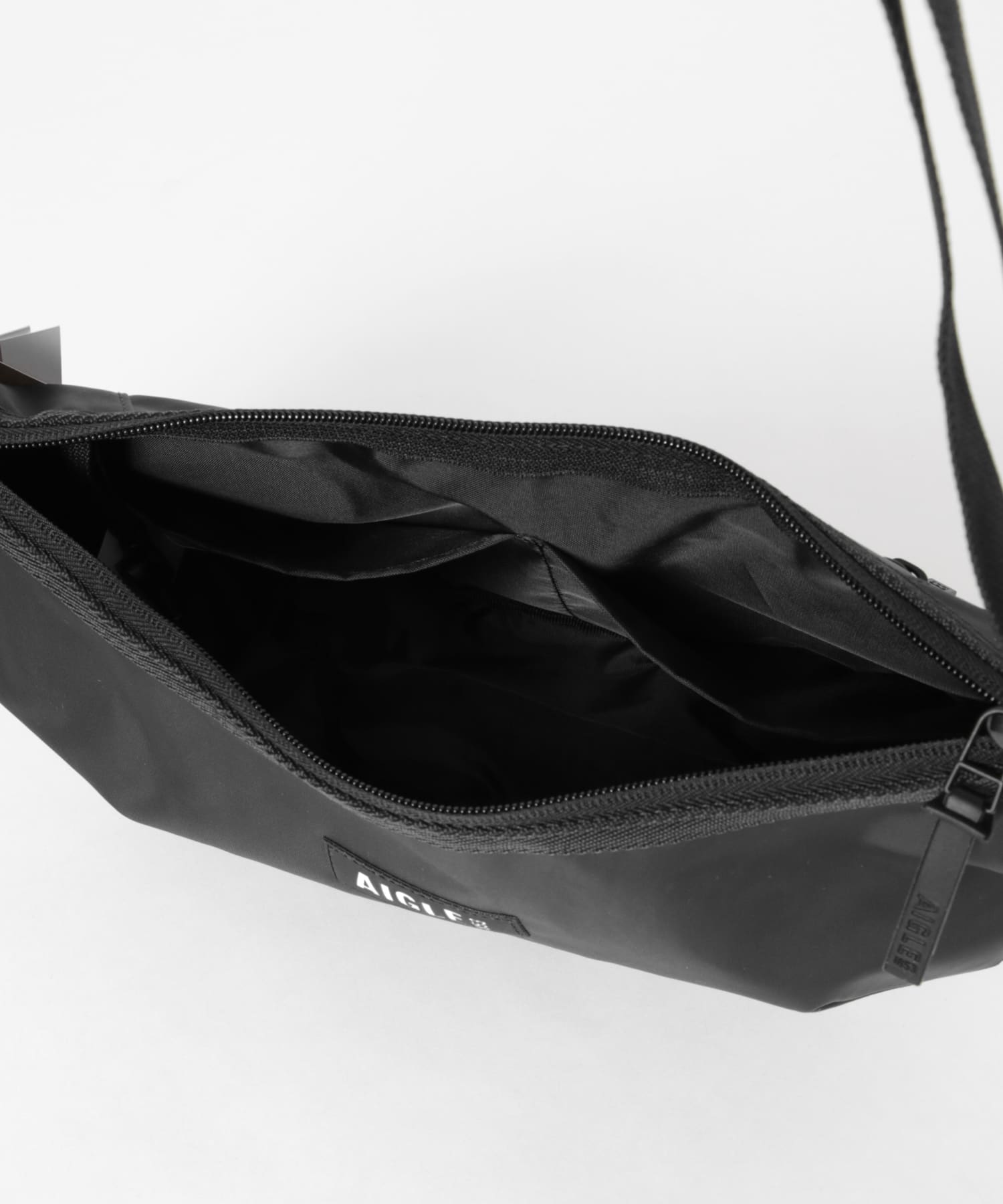 AIGLE　ネイバーフッド バナナバッグ NOIR one