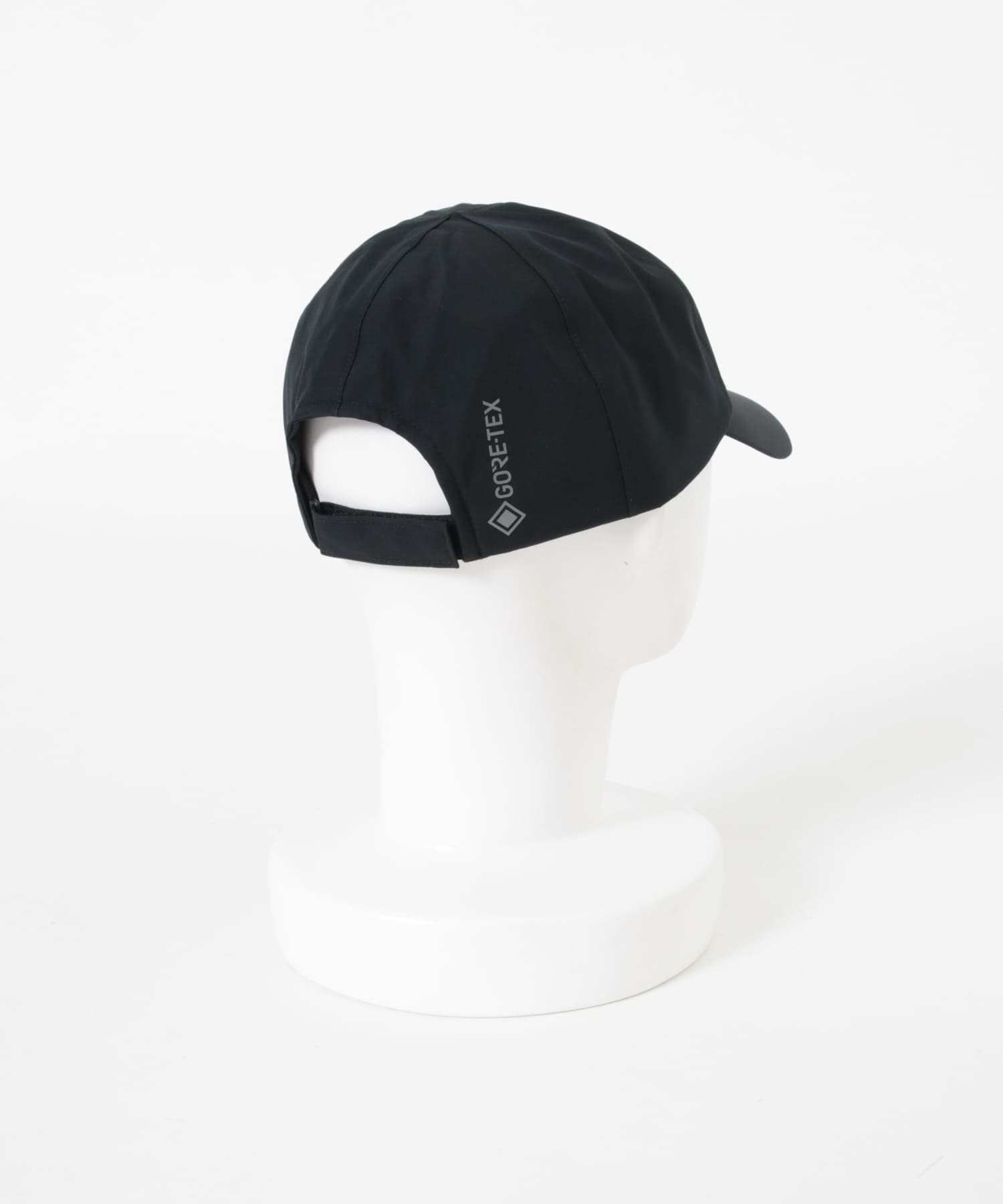 AIGLE　ゴアテックス キャップ NOIR one