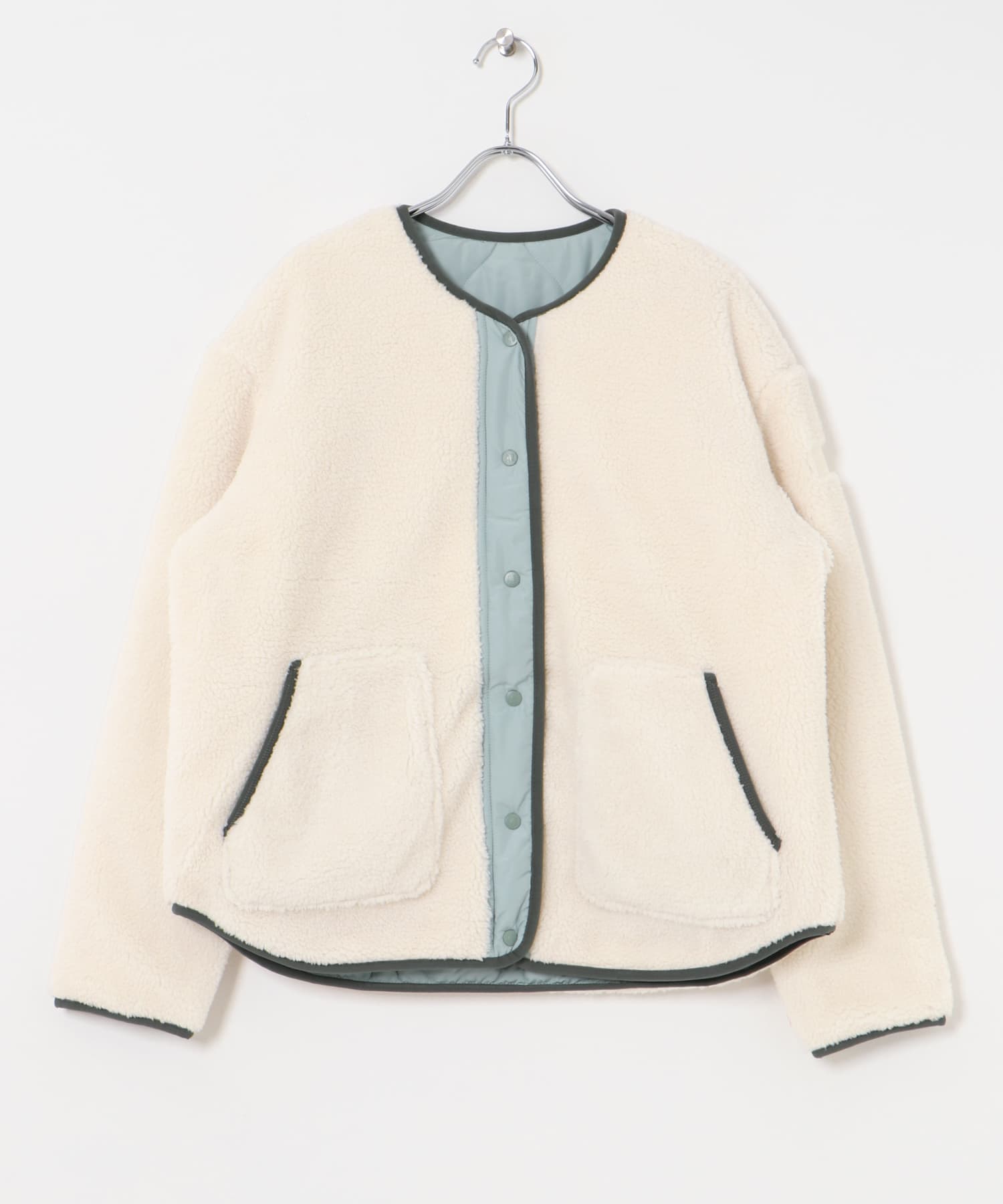 AIGLE　リバーシブル シェルパフリース