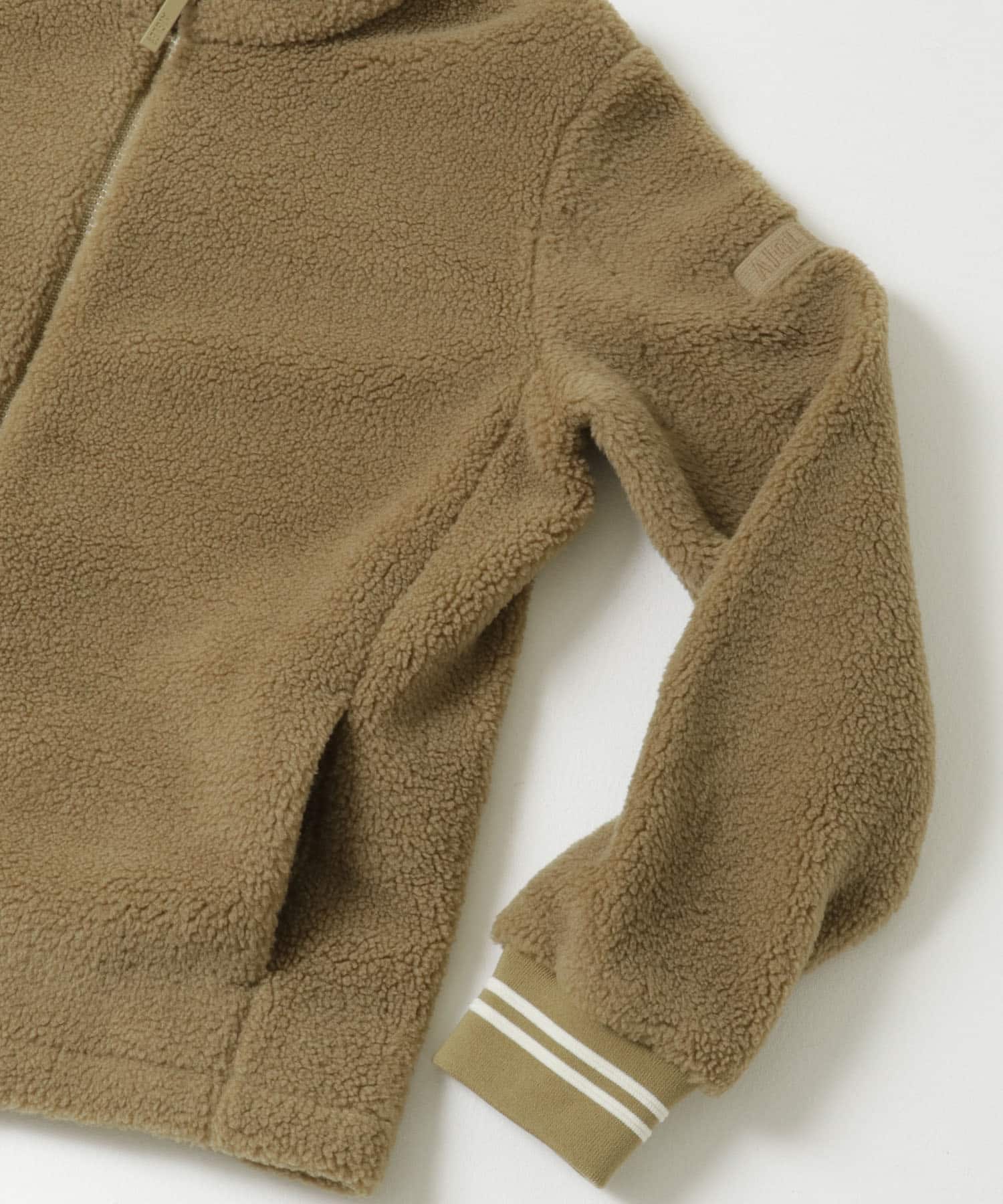 AIGLE　ジップアップ シェルパフリース T-KIT RUSTIC 38