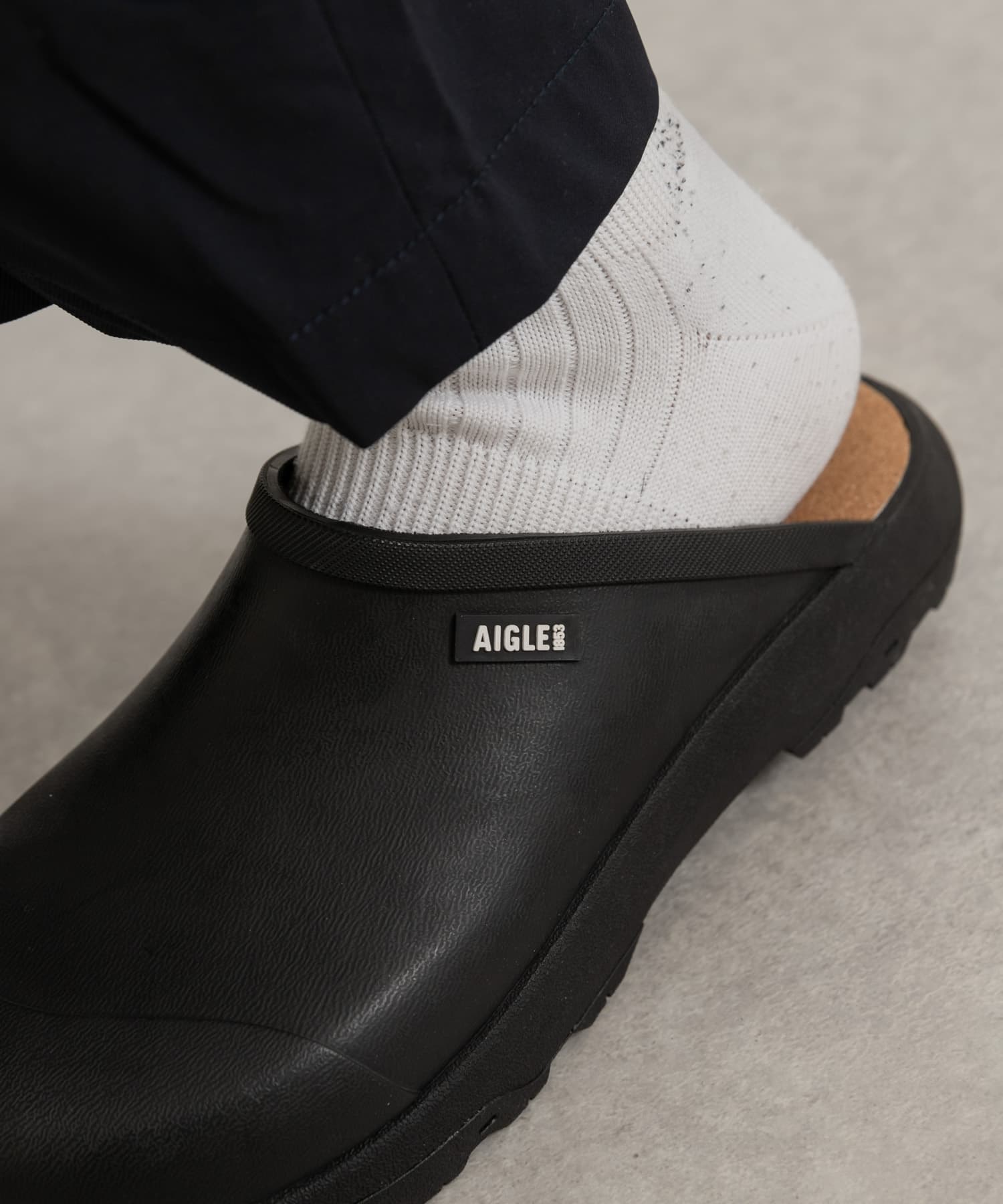 AIGLE　CORLAY M BLACK 40
