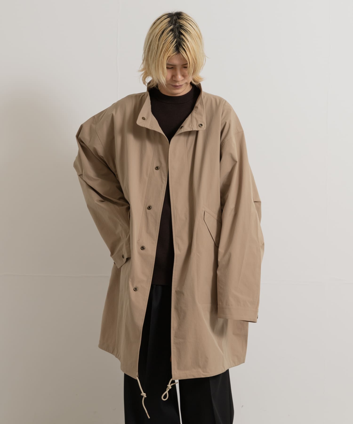 beige