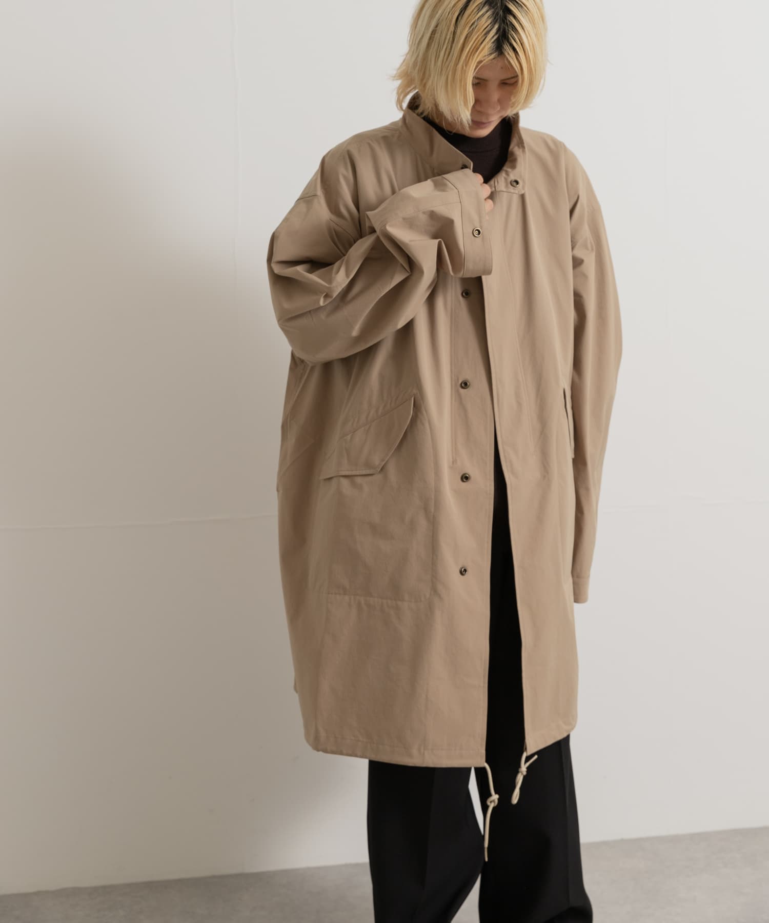 beige