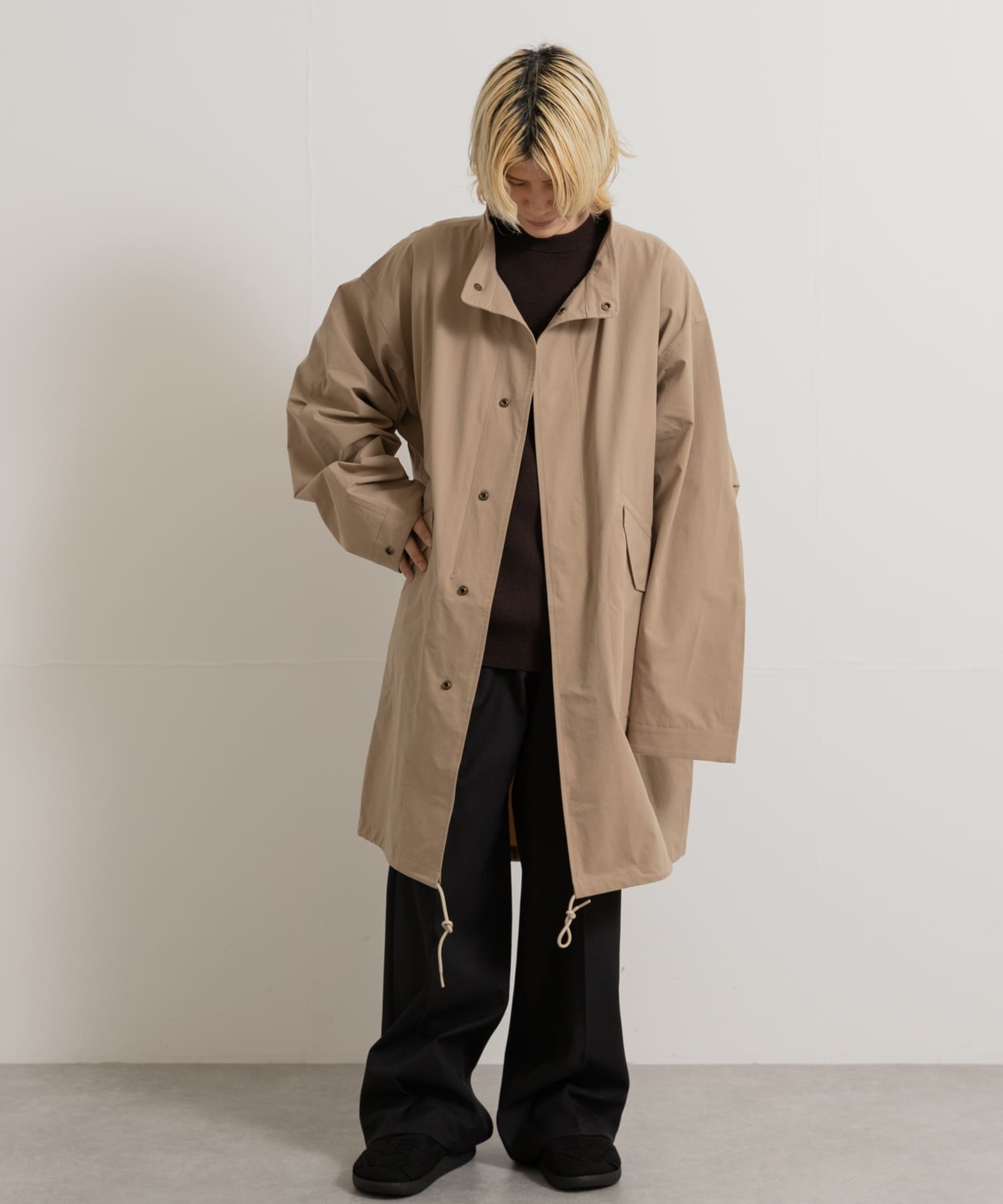 beige