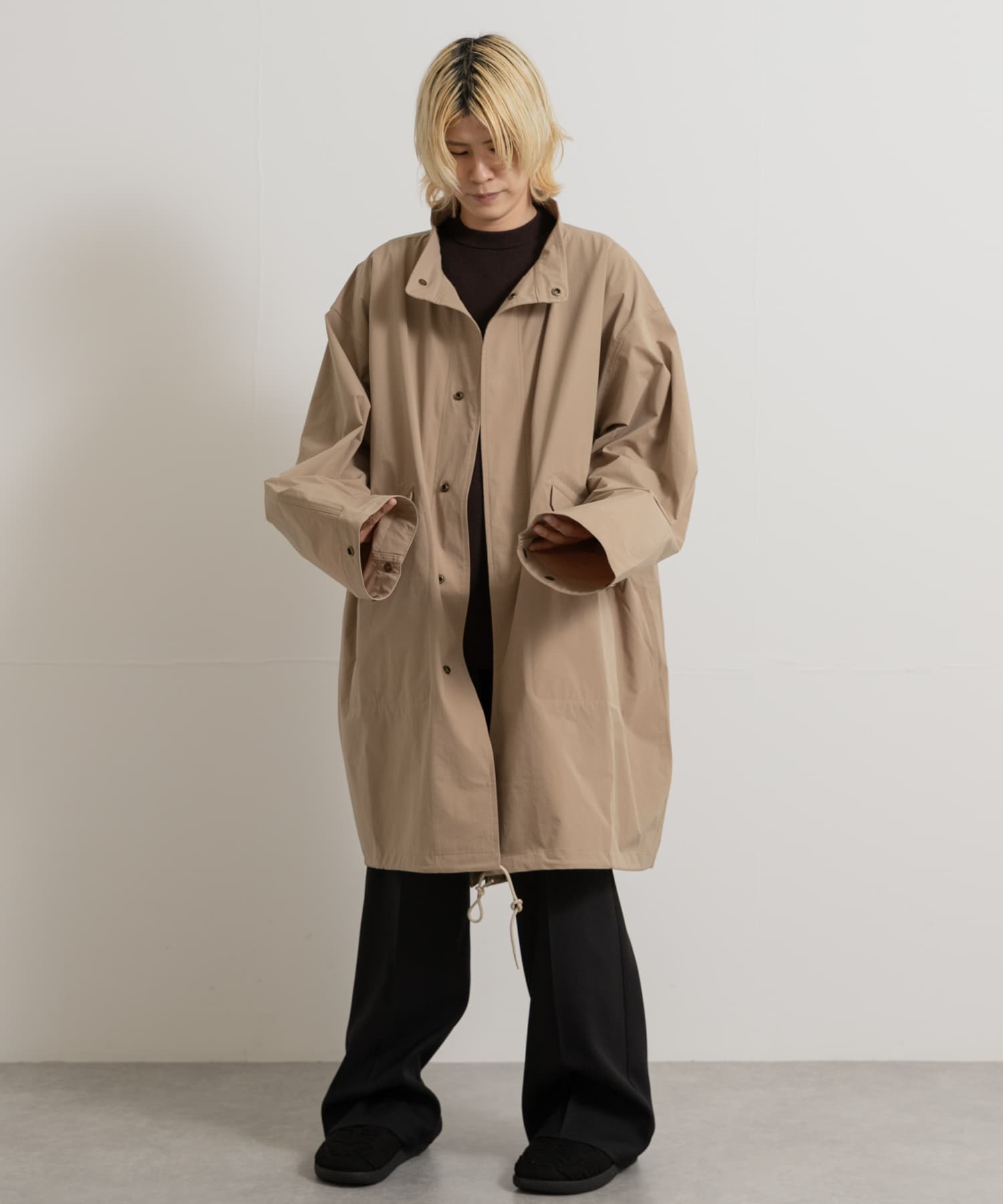 beige