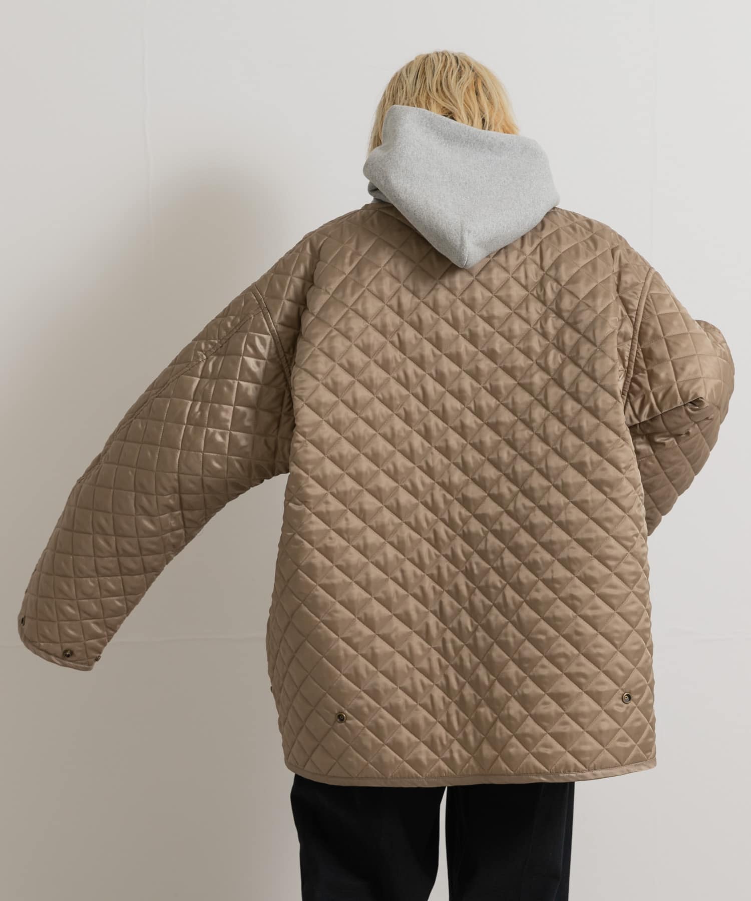 beige