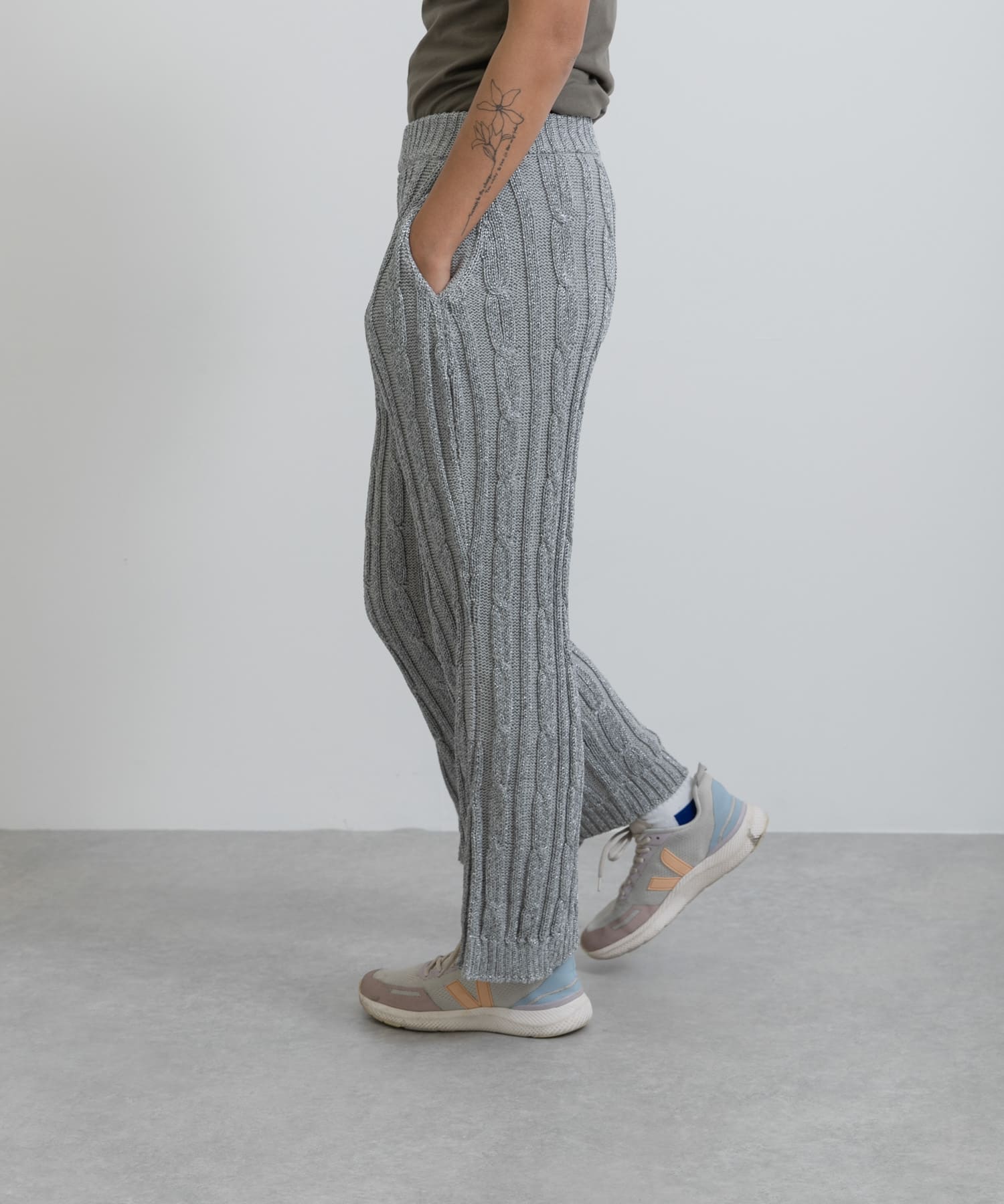 gray