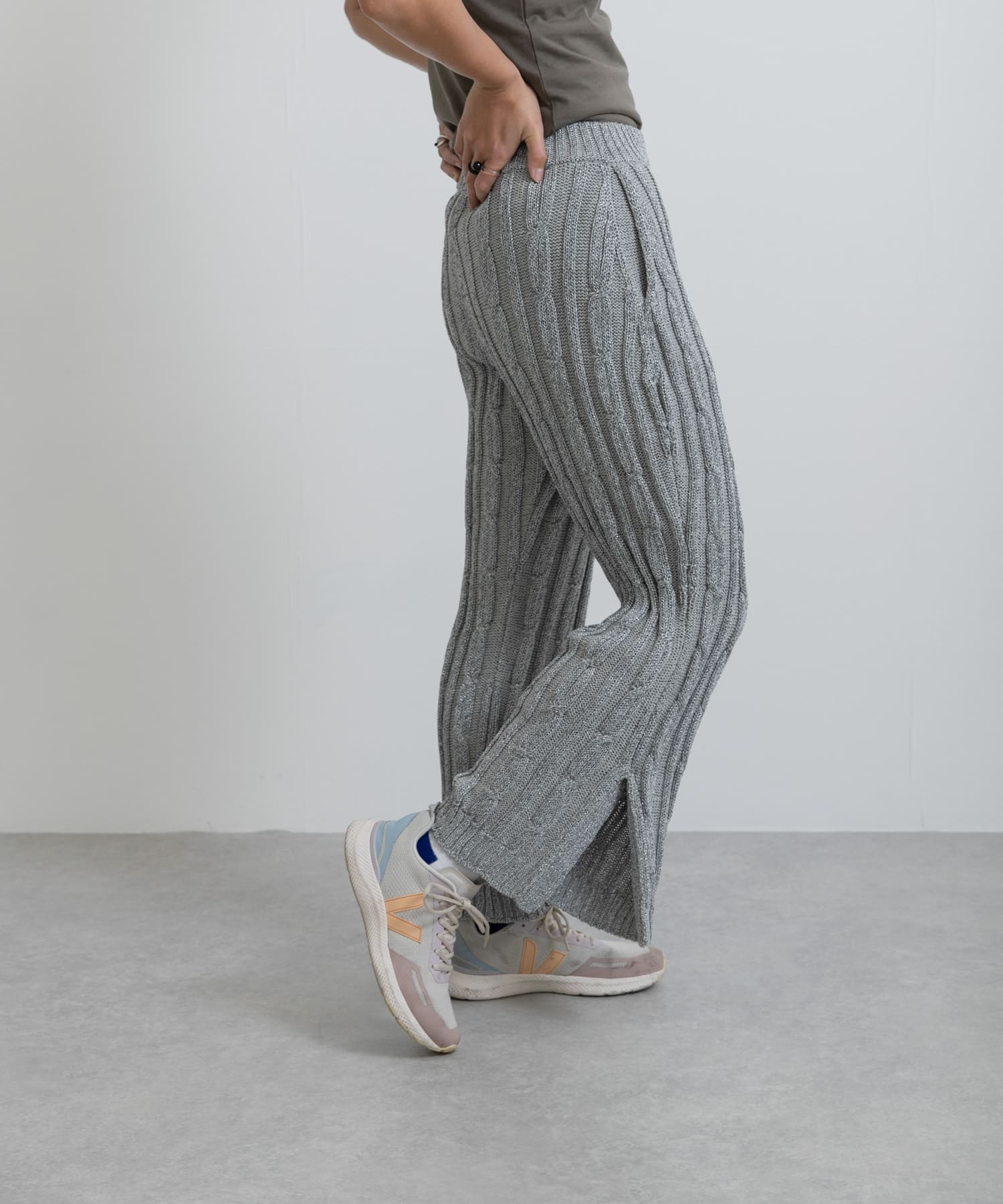gray